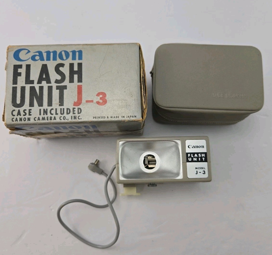 Vintage Canon Flash Unit Model J-3 Film Camera Bulb Flash Box Case Japan