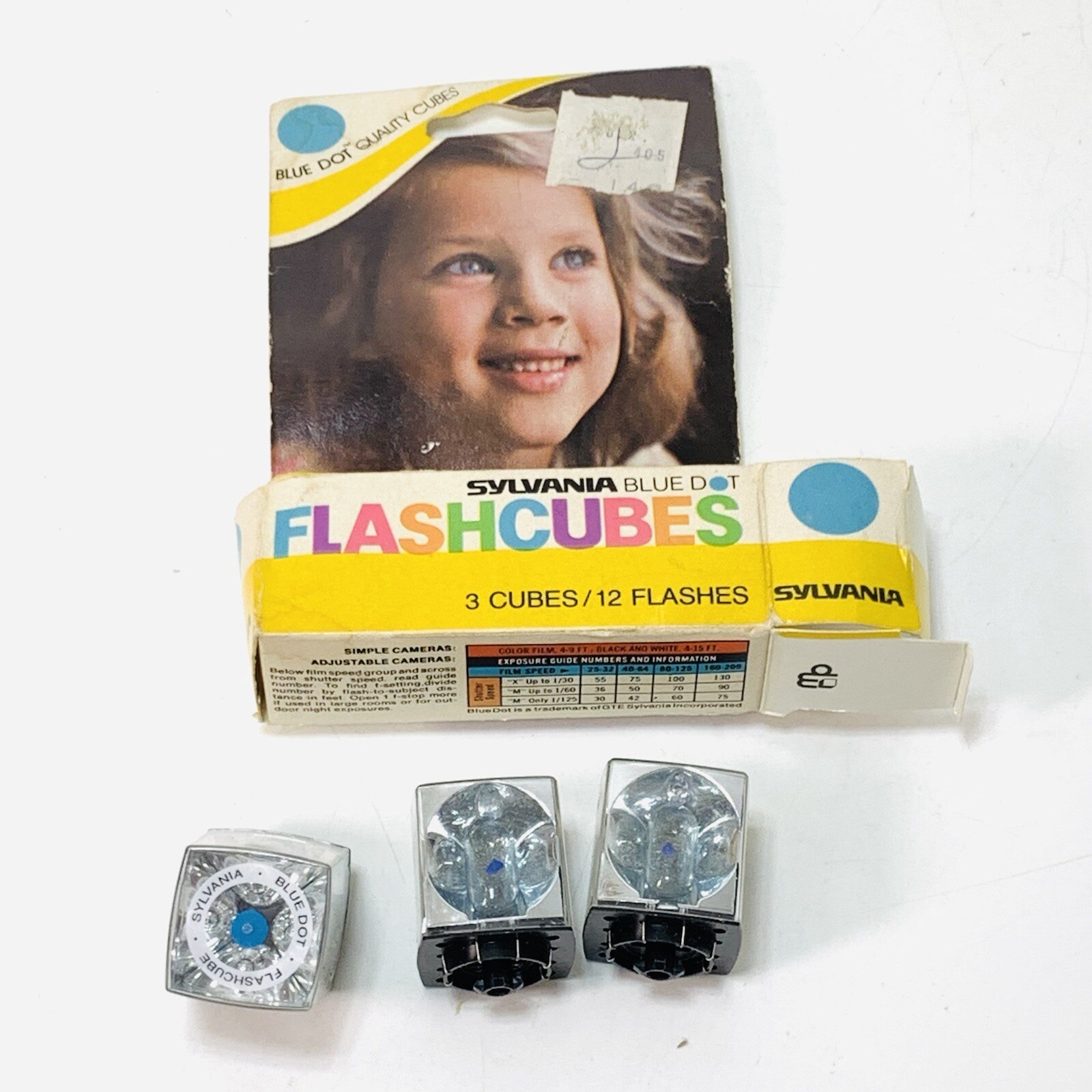 NOS SYLVANIA BLUE DOT FLASHCUBES, 3 CUBES EACH, 12 FLASHES TOTAL