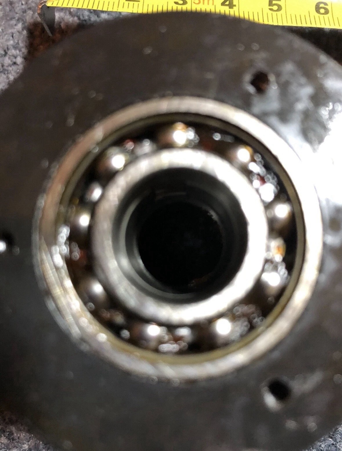 LA VEZZI PRECISION MACHINE PARTS – DGB-8665. BEARING. 35mm PROJECTOR PART
