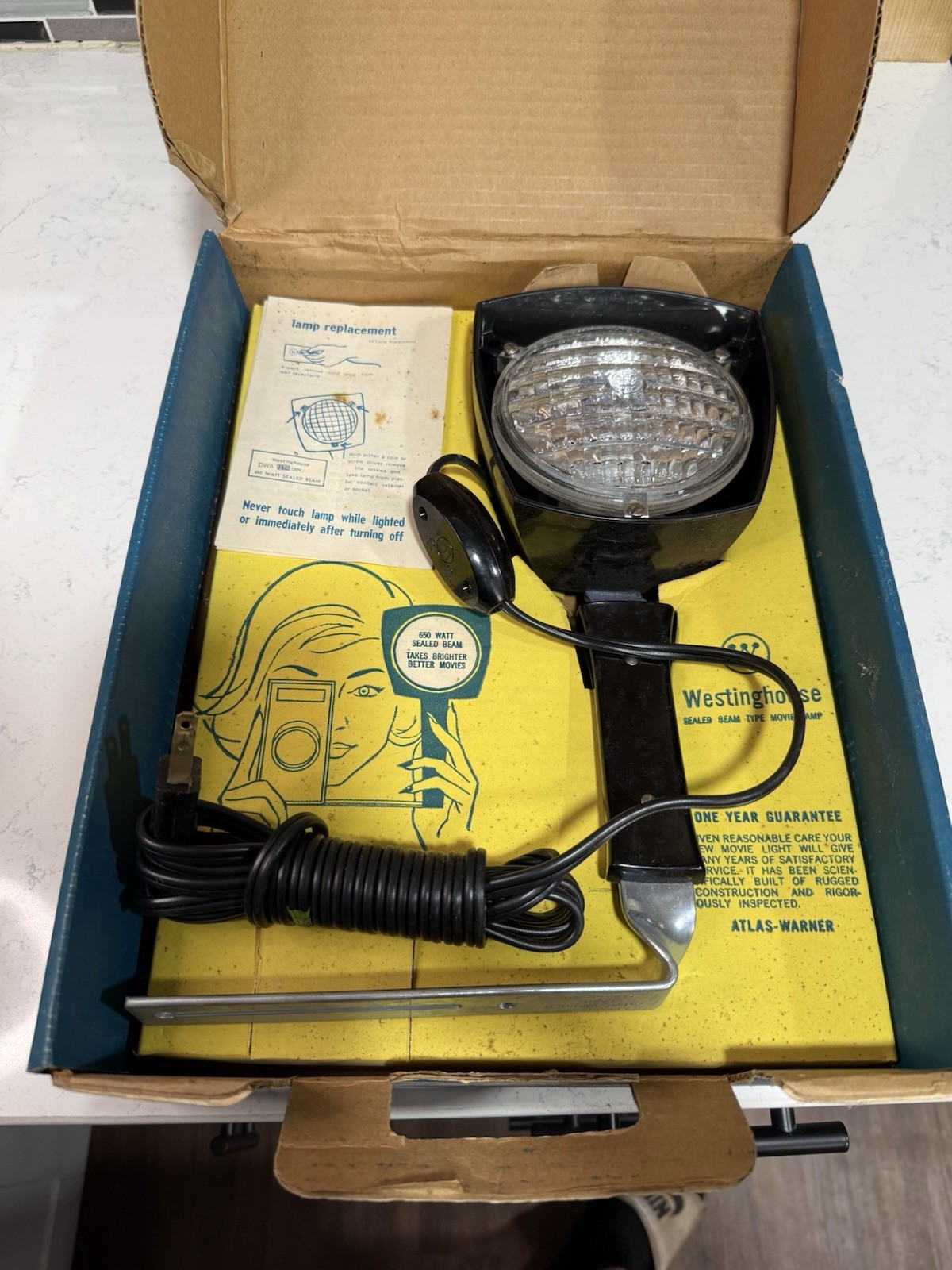 Vintage Atlas Warner Super 88 Westinghouse Movie Lamp Sealed Beam Tested Works