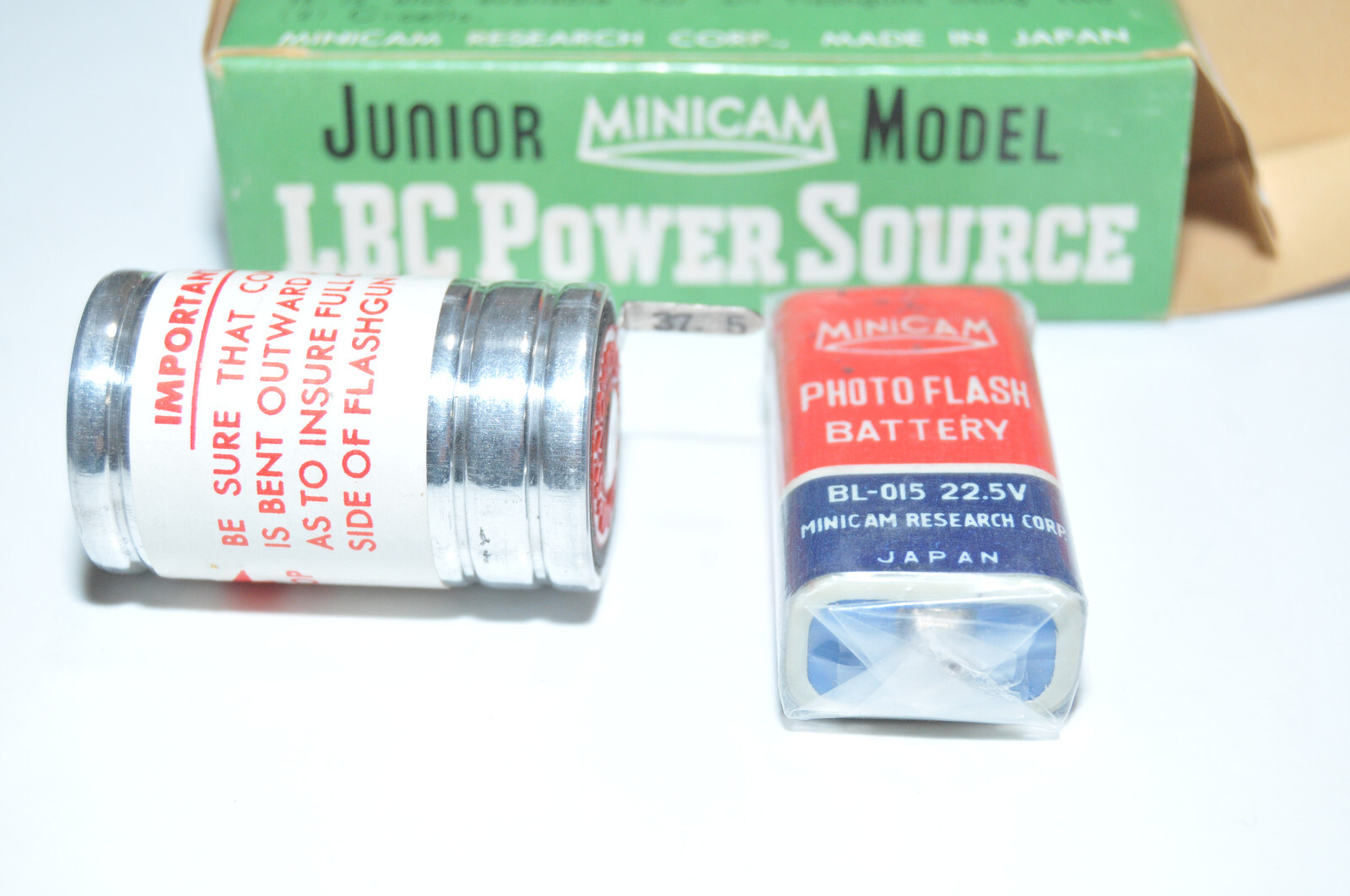 Vintage MINICAM SYNCHRON Flash Equipment with Original Box from 1950s Japan