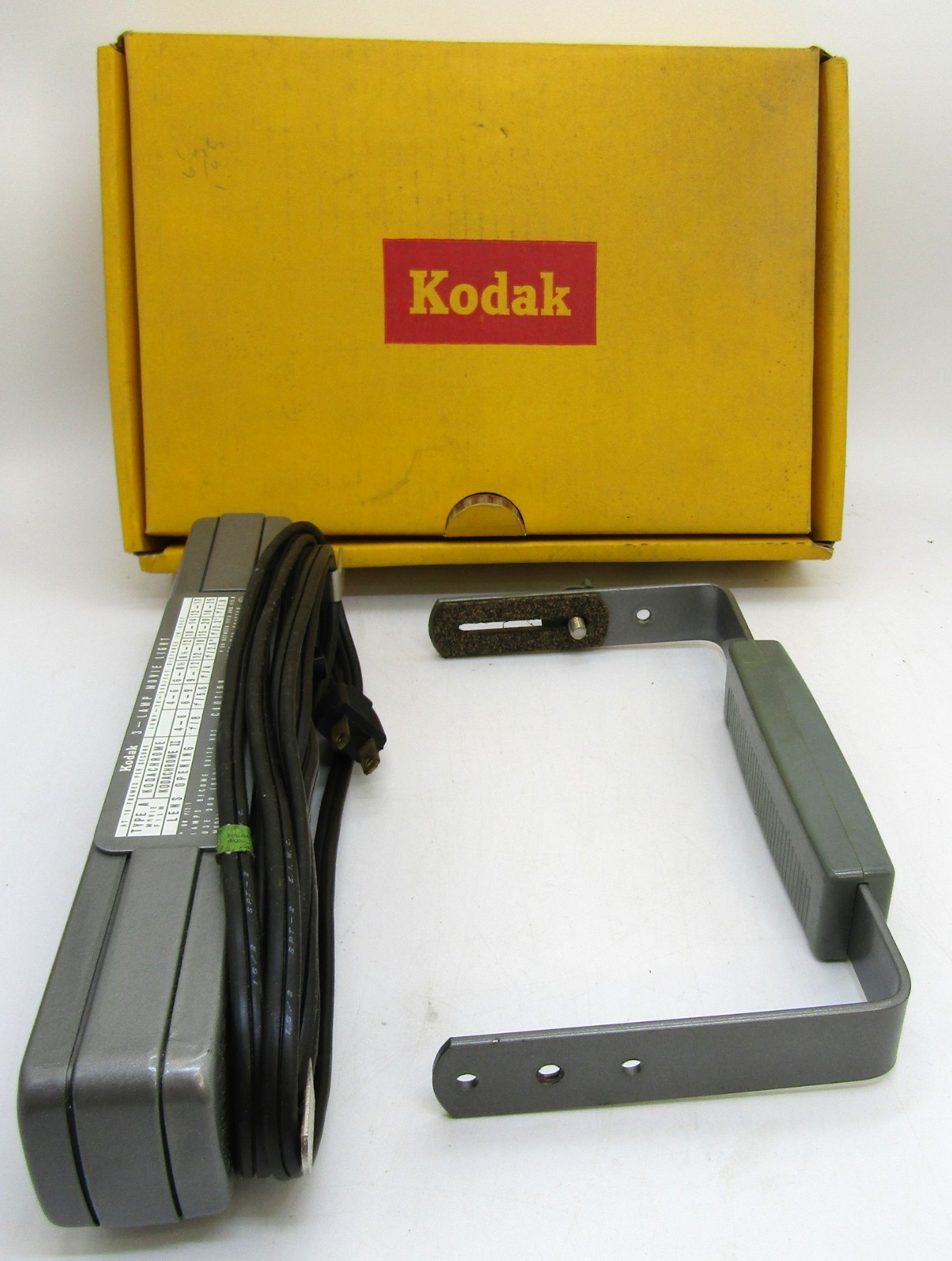 Vintage KODAK 3-Lamp Movie Light Model 1 – In Original Box #791