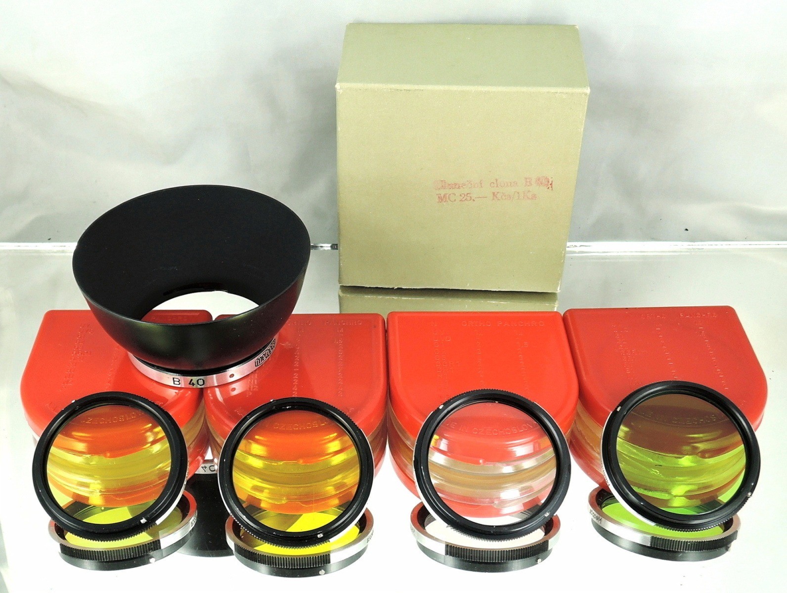 Flexaret Shade hood + Set of four color filters B36 MEOPTA Genuine Accessories