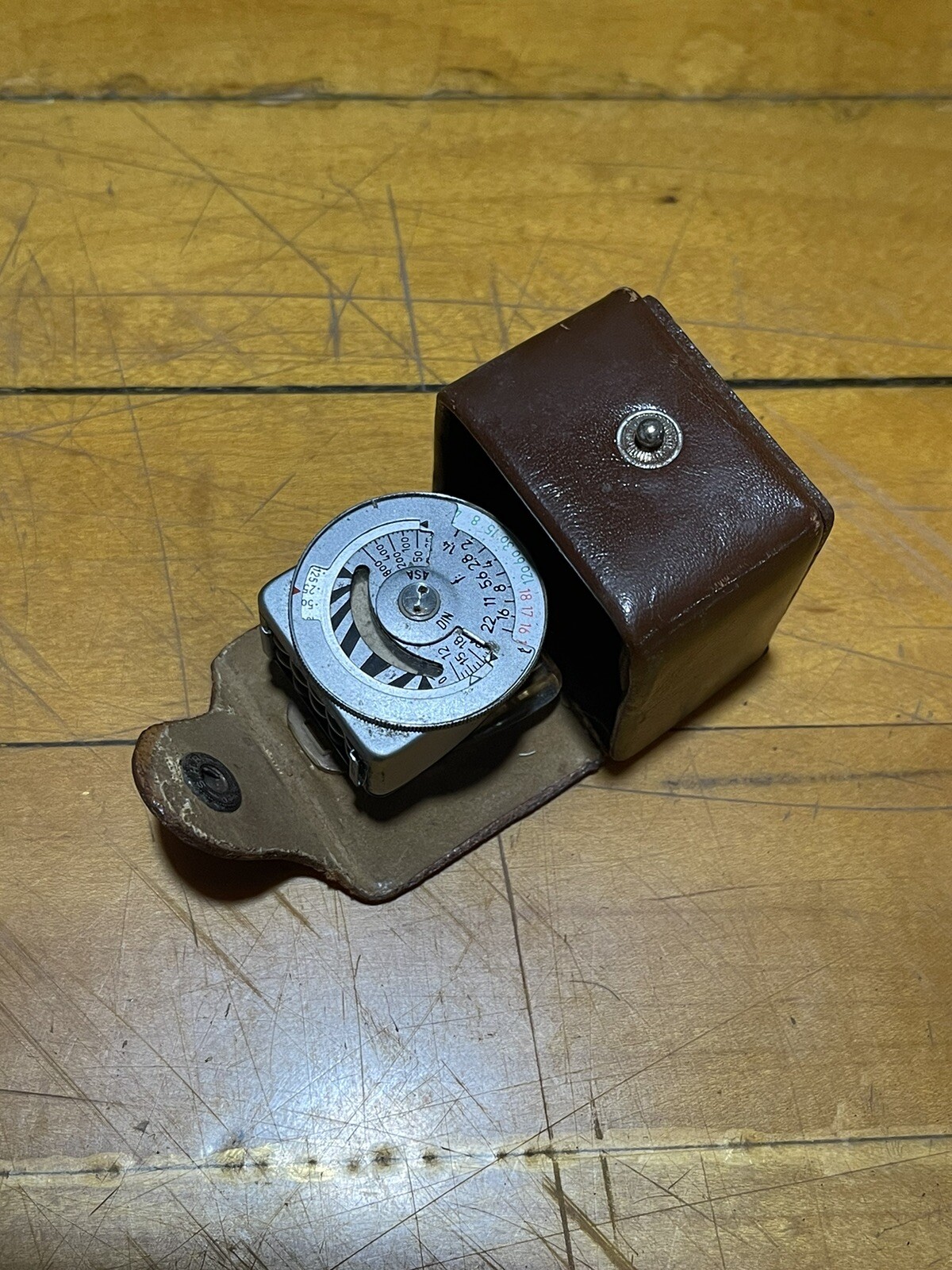 Leica Light Meter Metraphot 3 with Diffusor, in original case