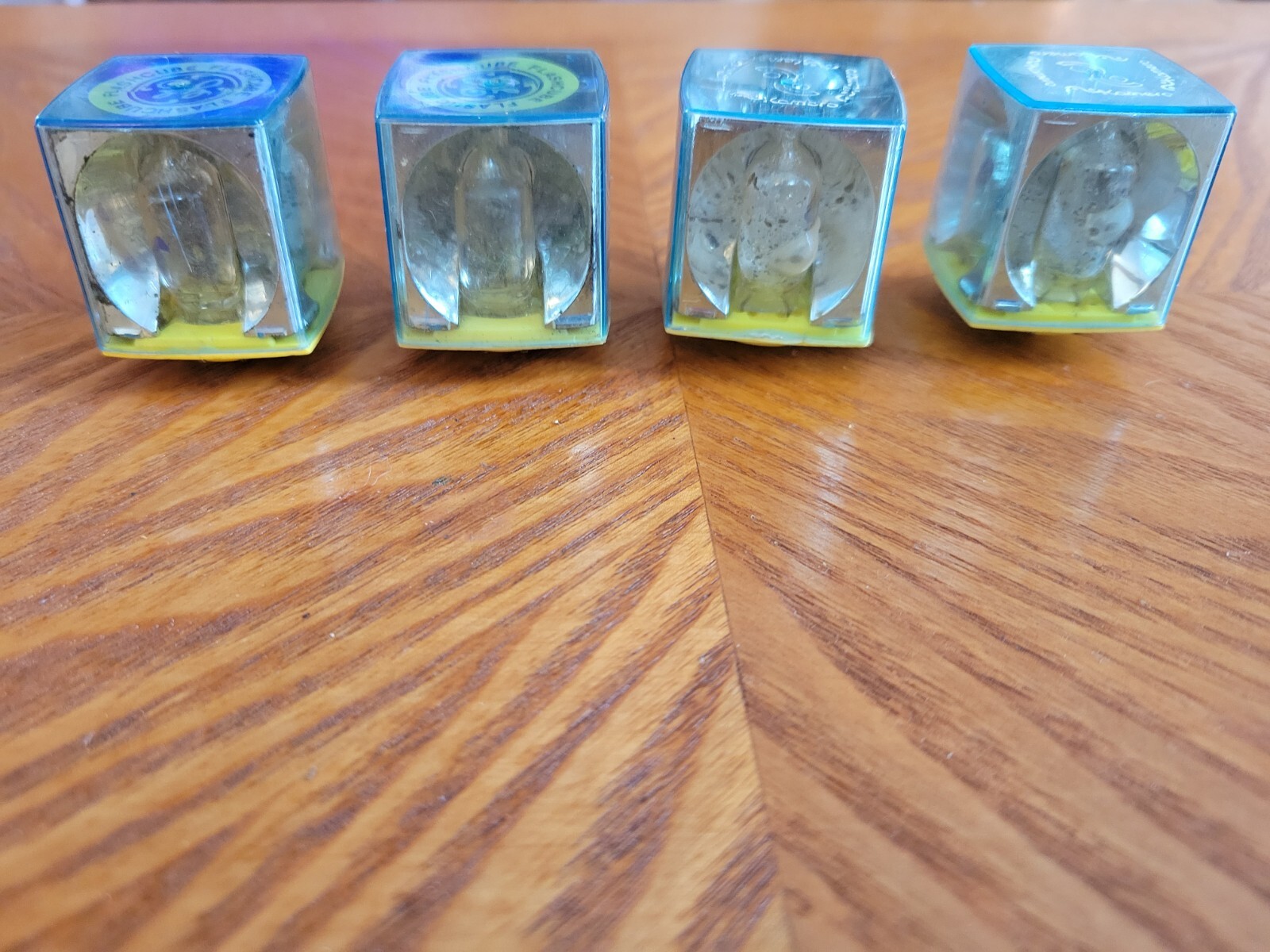 Vintage GE Flash Cubes Assortment