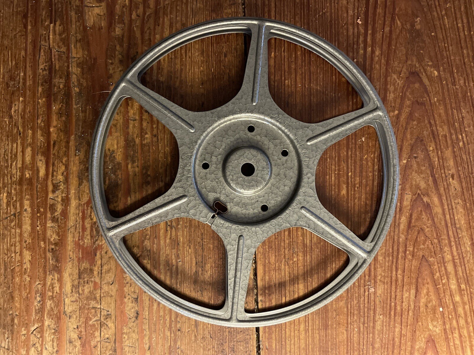 Vintage Compco Chicago 400 Ft 8MM Motion Picture Film Canister and Empty 7” Reel