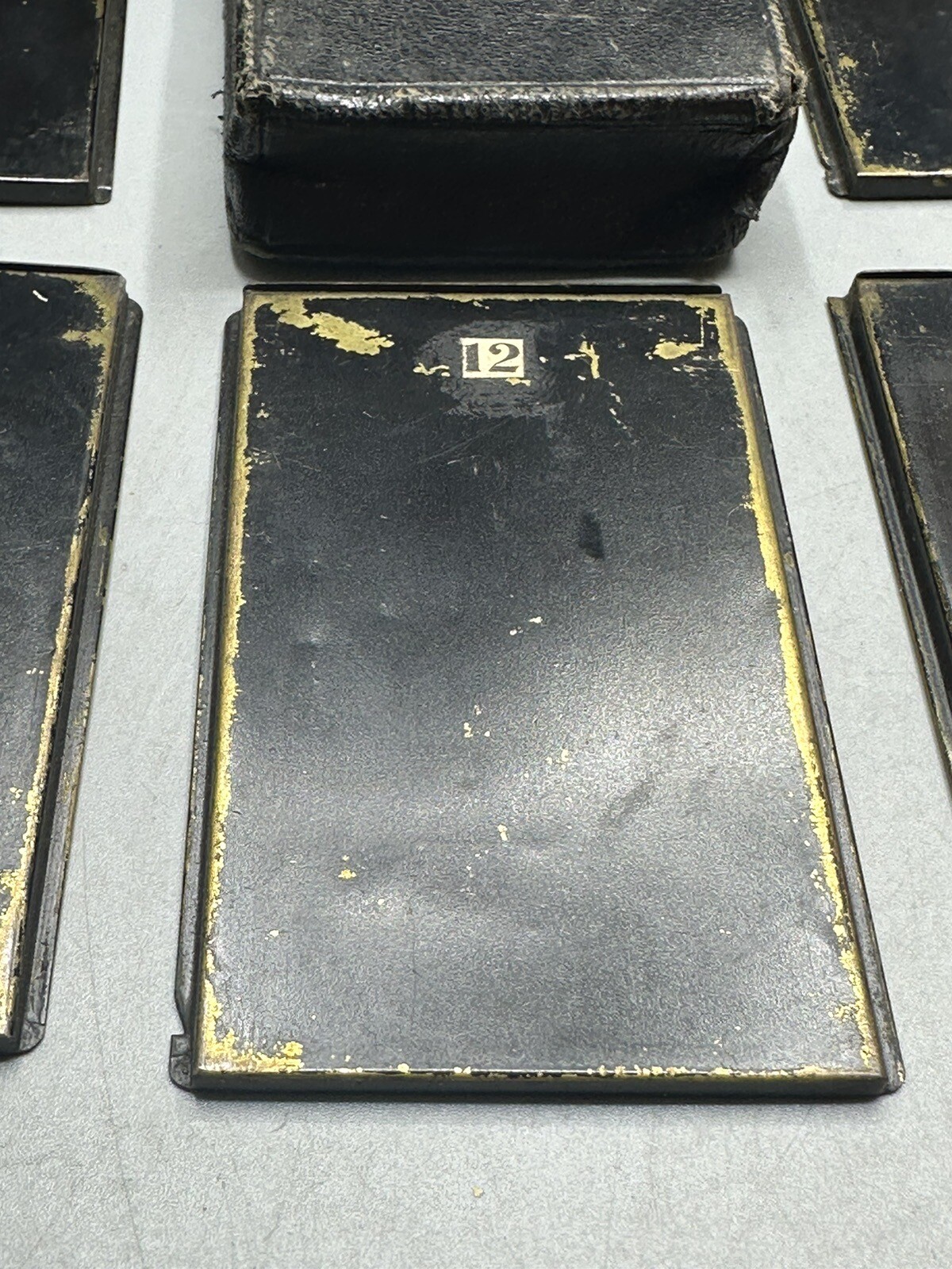 Adams & Company – London – Vesta – Metal film packs and case