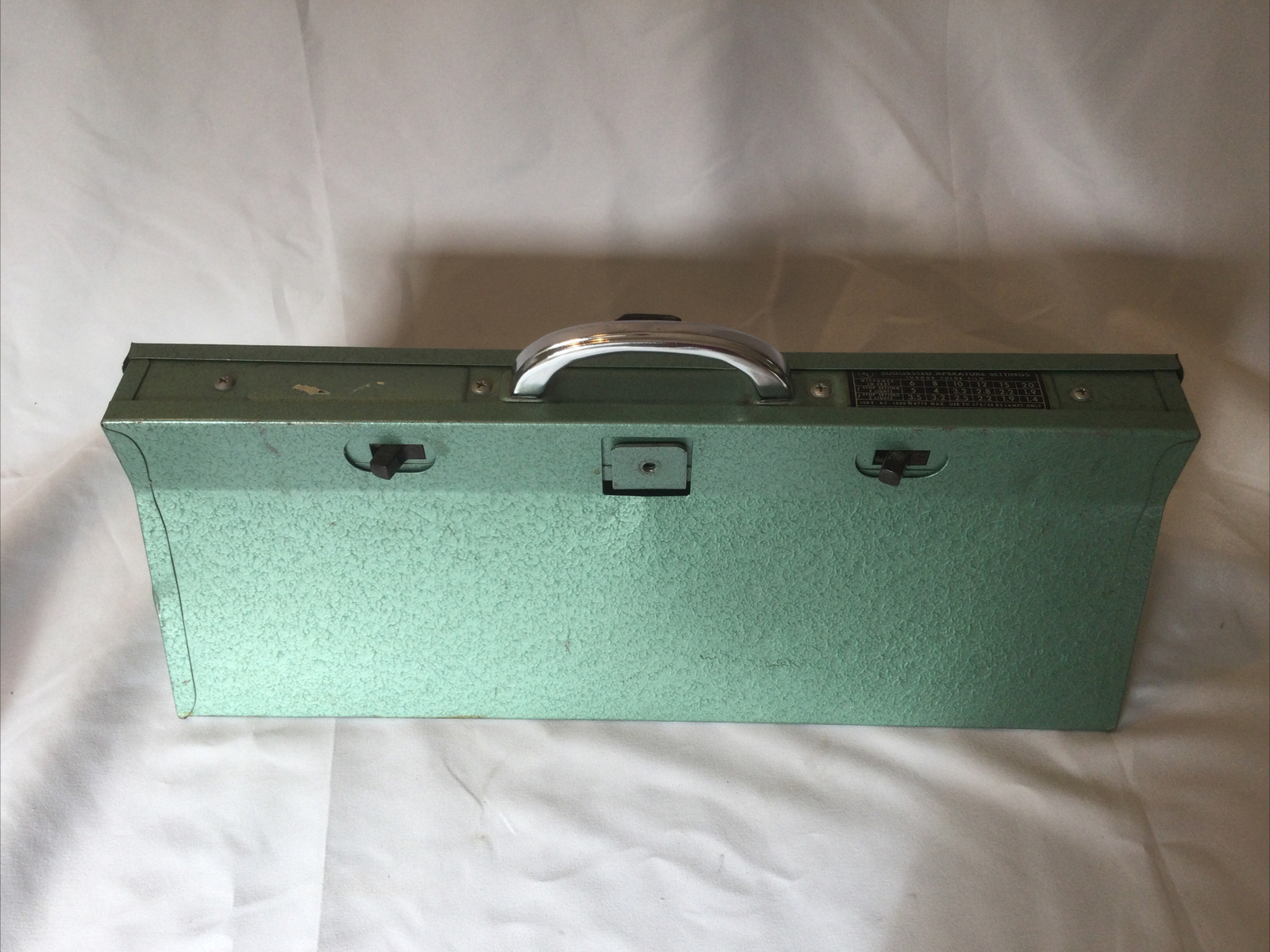 Vintage V-PAK 4 Bulb Light Bar For Photograph Film Camera Tested Working