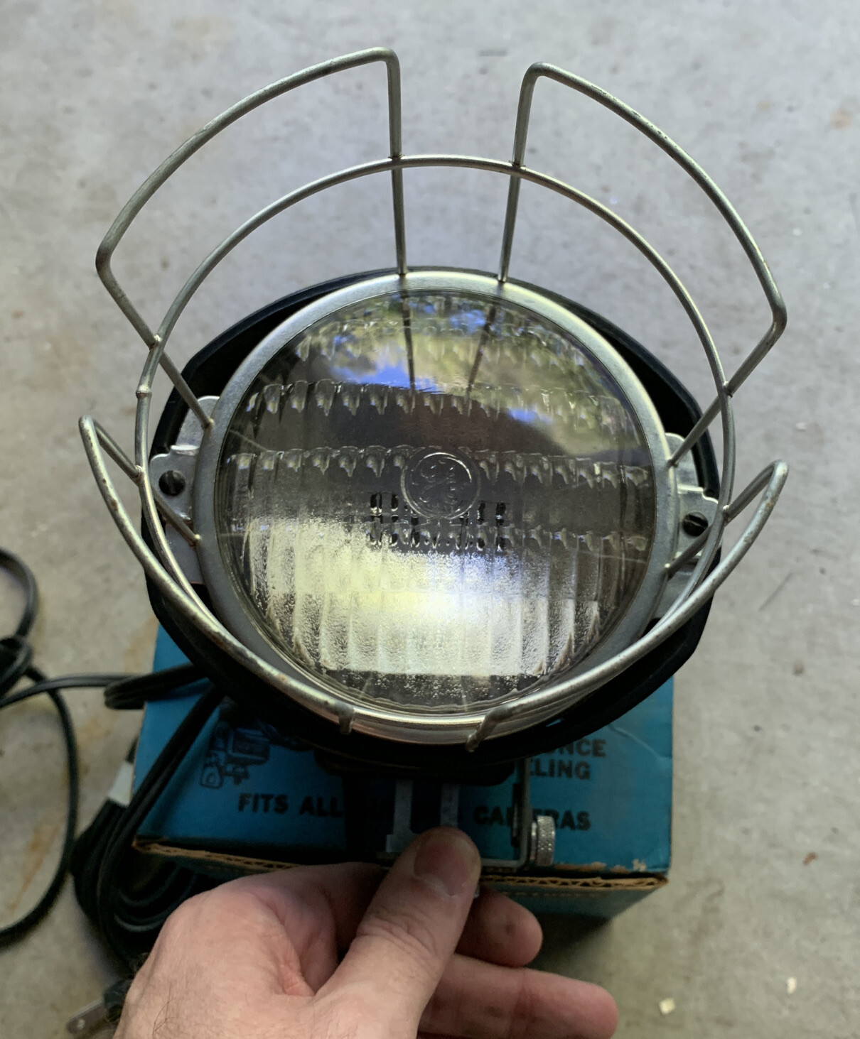 Vintage Acme Lite Sealed Beam Movielite Model Fits Super 8 Cameras 250 Watts