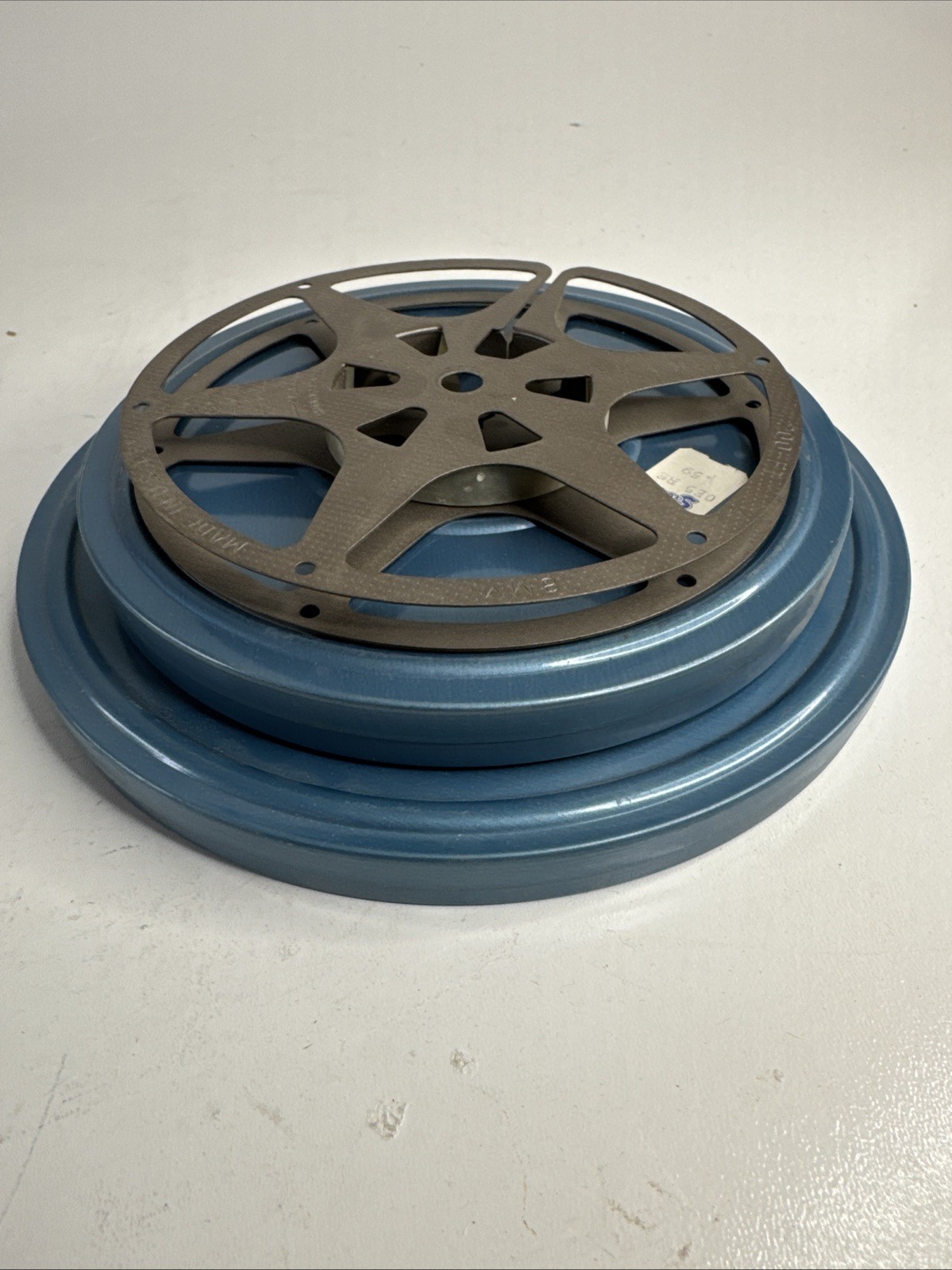 3 Vintage 5″ 6″ 7″ 8MM Scherer Kodak Metal Film Canisters Empty Reels USA MADE