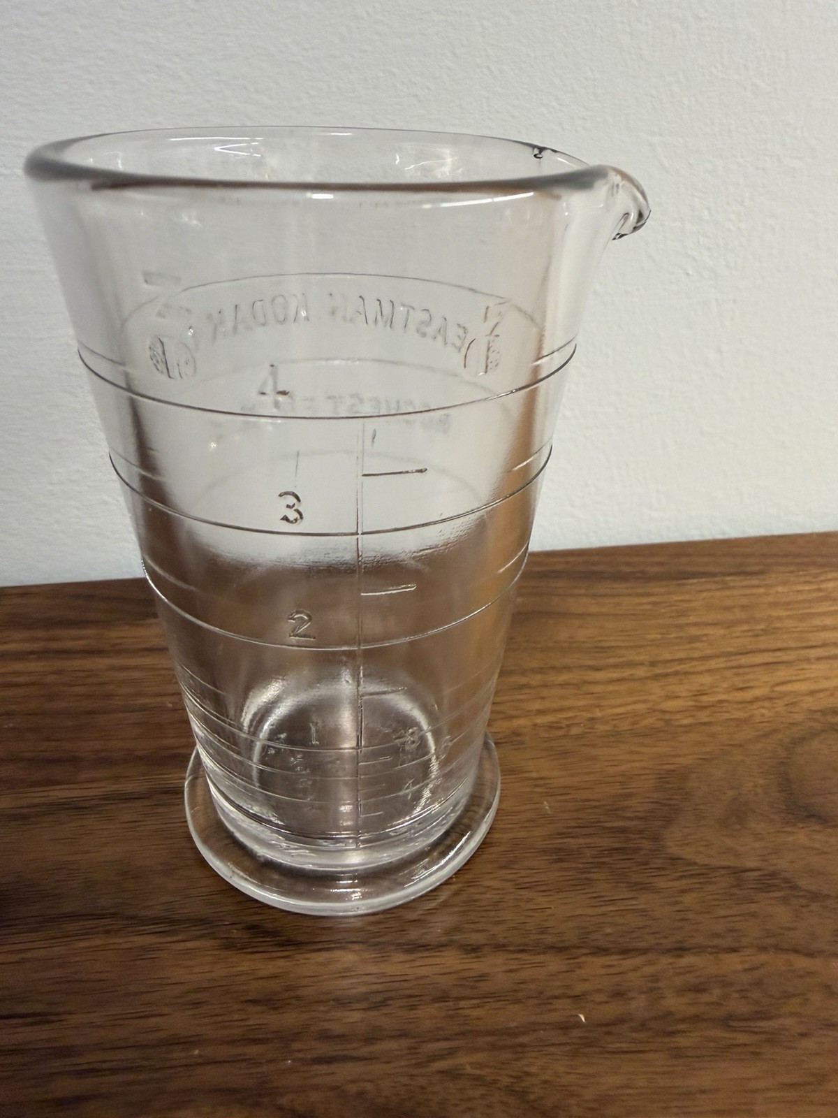 Vintage Eastman Kodak Co. Photographic 4 oz Glass Measuring Beaker Rochester, NY