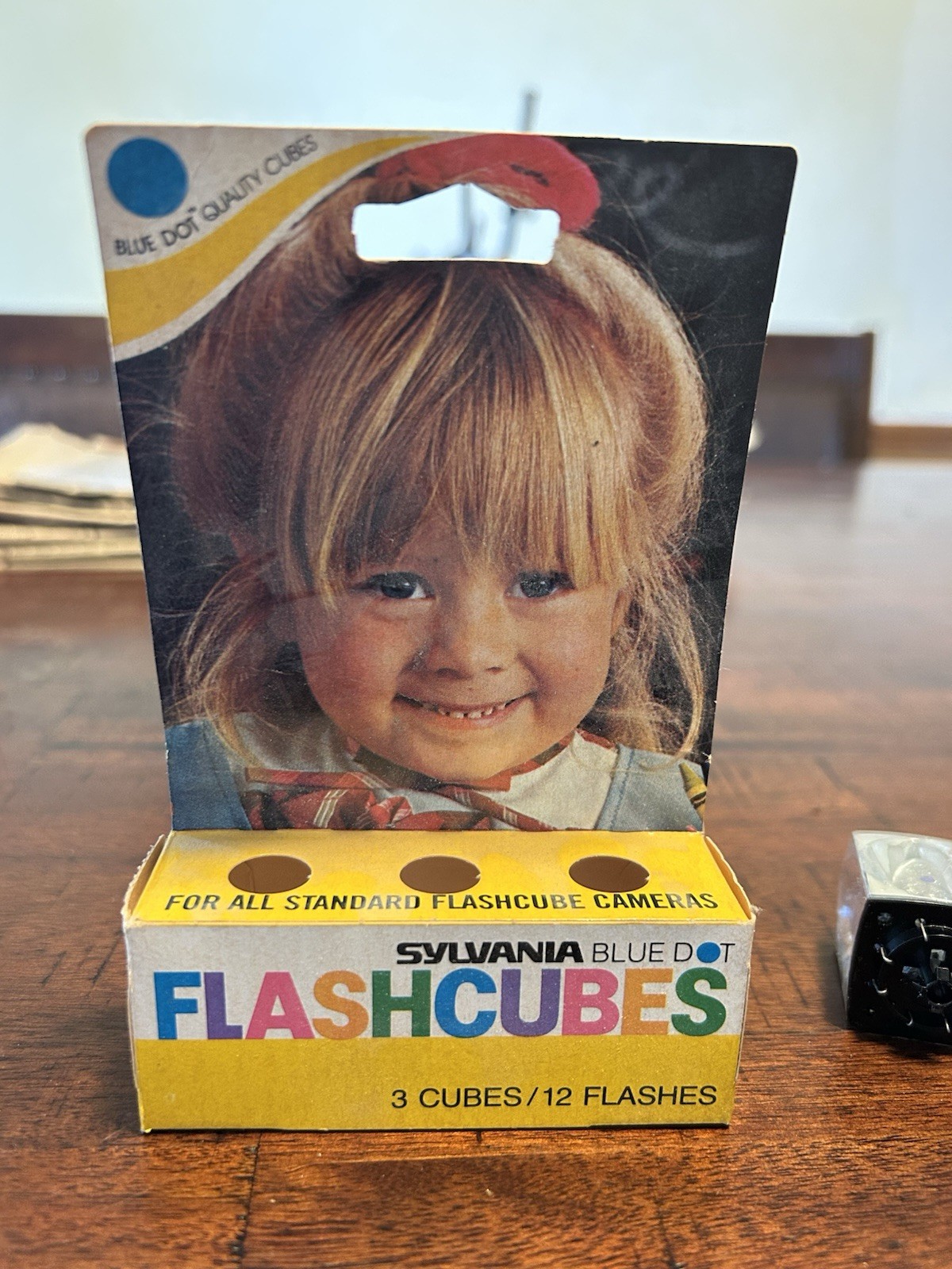 Sylvania Blue Dot Flashcubes Camera Flash Cubes 3 Pack 12 Flashes