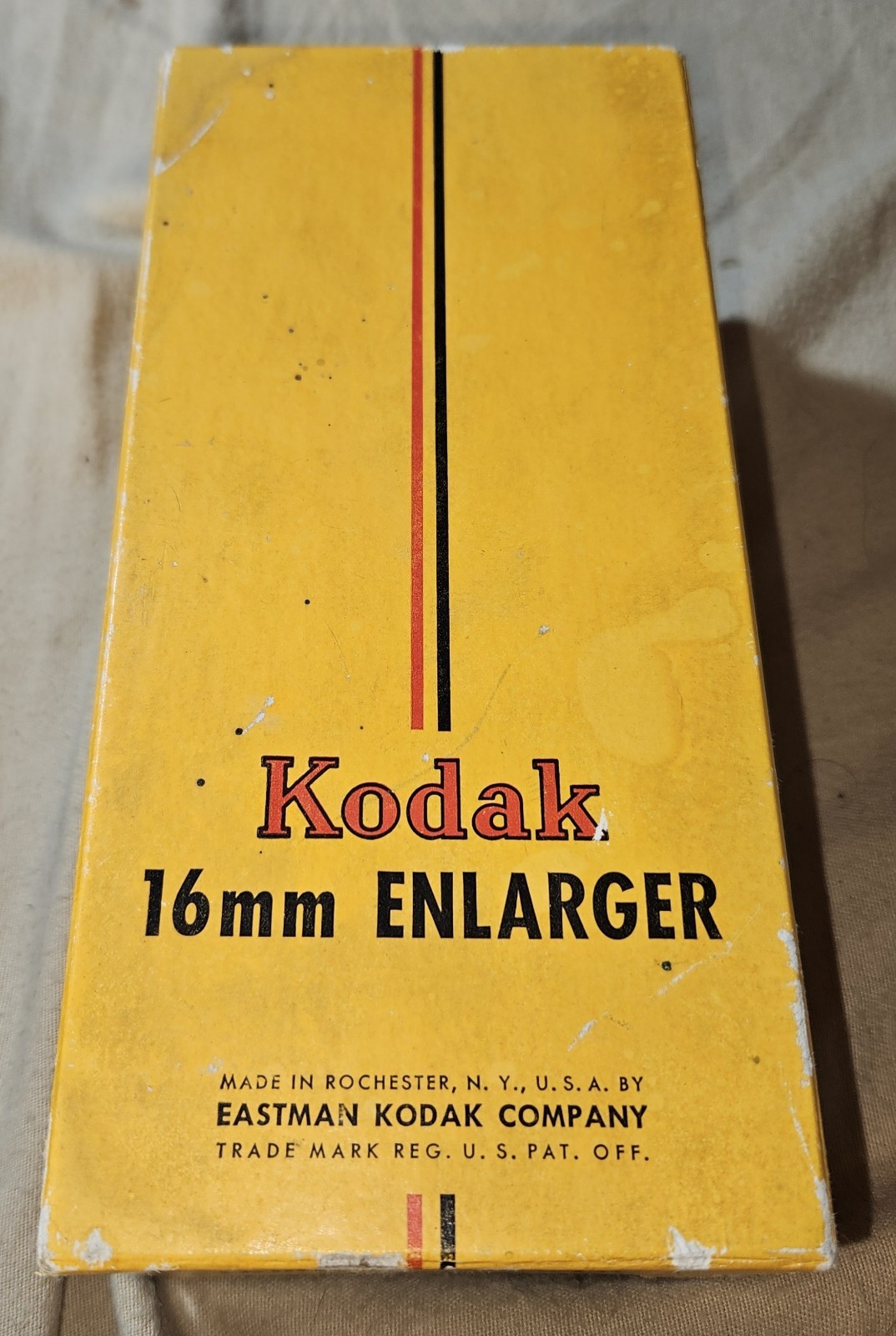 VINTAGE KODAK 16mm ENLARGER AWESOME CONDITION NICE BOX WITH INSTRUCTIONS UNUSED