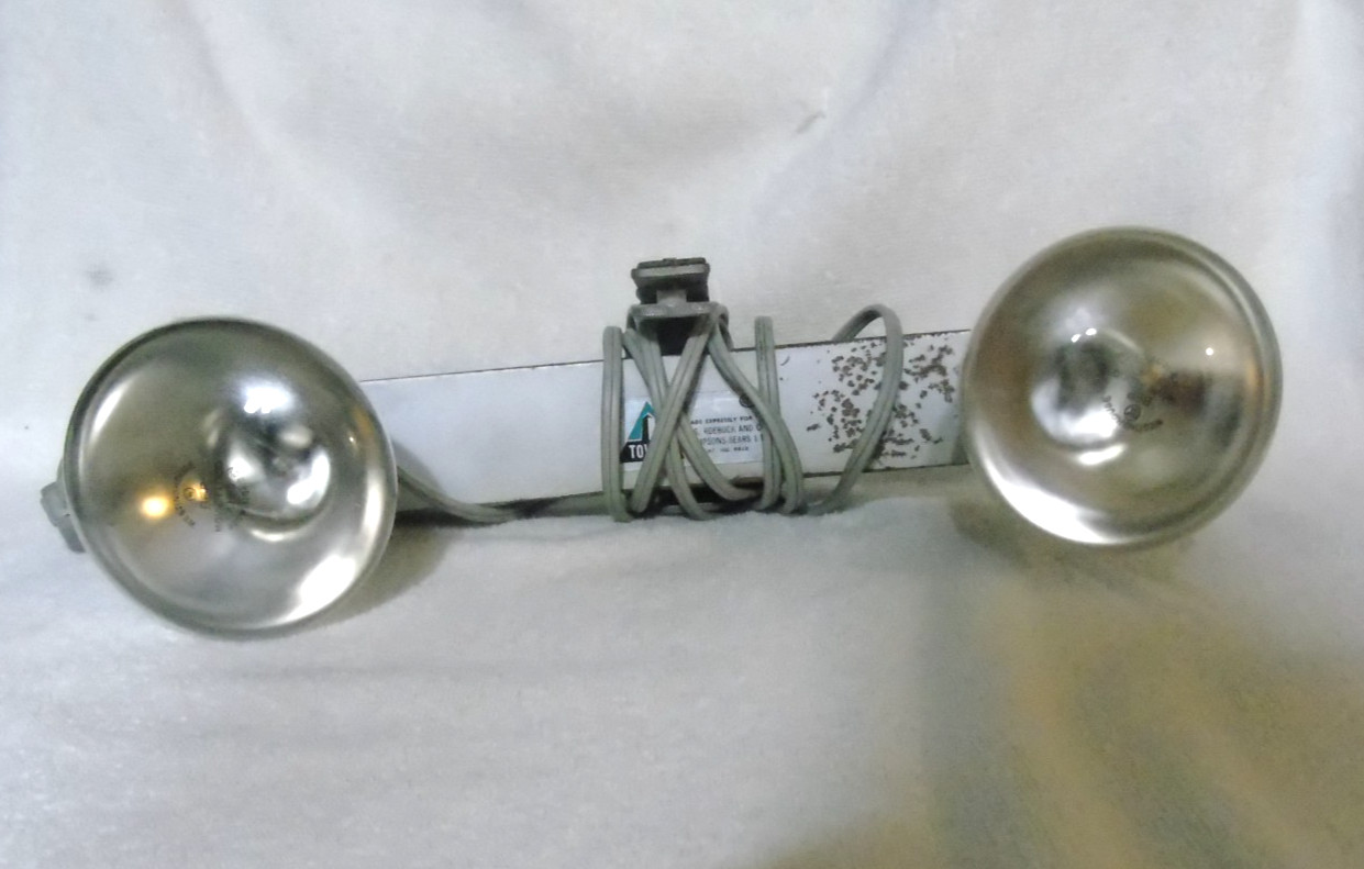 Vintage Tower Light Bar Sears, Roebuck And Co. & Simpson, Sears LTD Cat No 6612
