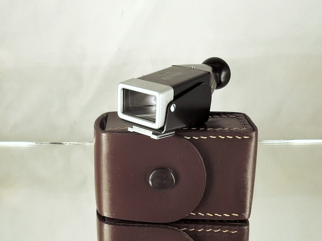 Viewfinder Flexaret Meopta s black 24×36 CLA older design with screws VERY RARE
