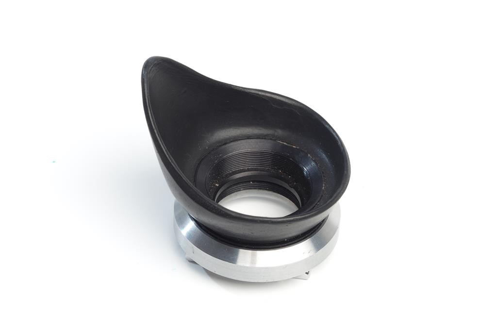 Ihagee Exakta Exa Eyecup in Case