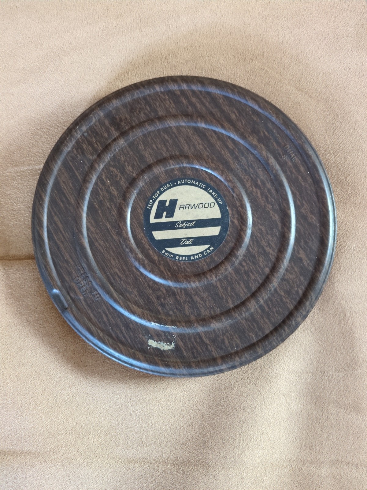 Vintage Harwood Super 8 mm Reel And Can Flip Top Dual Automatic Take Up 7″ Dia.