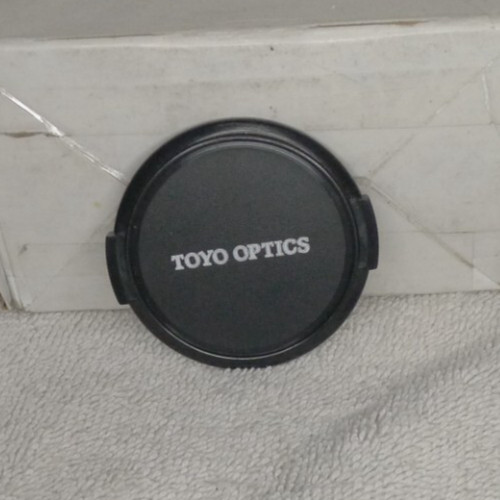 Toyo Optics TOU/Five Pinch Front Lens Cap 52mm – Genuine Original -Made in Japan