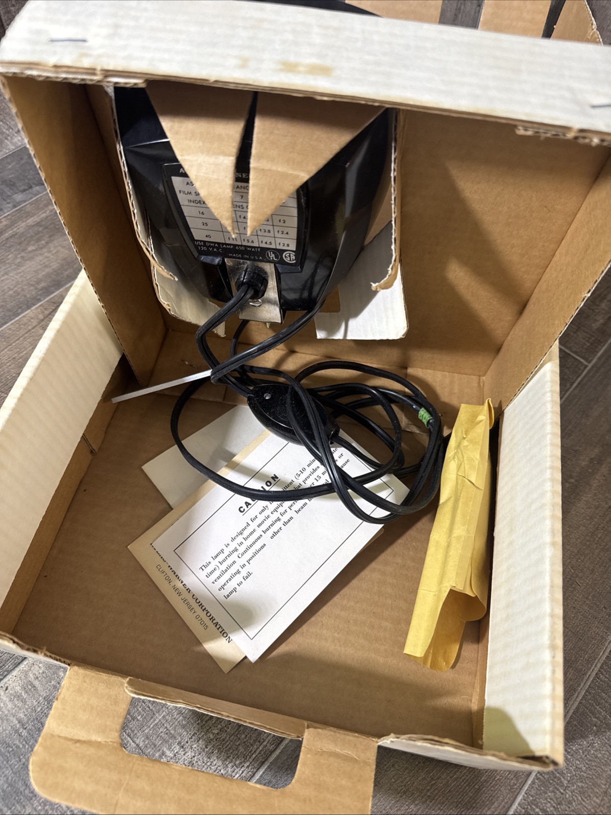 Atlas Warner Super 8 Sealed Beam Movie Light Model 888 New In Box