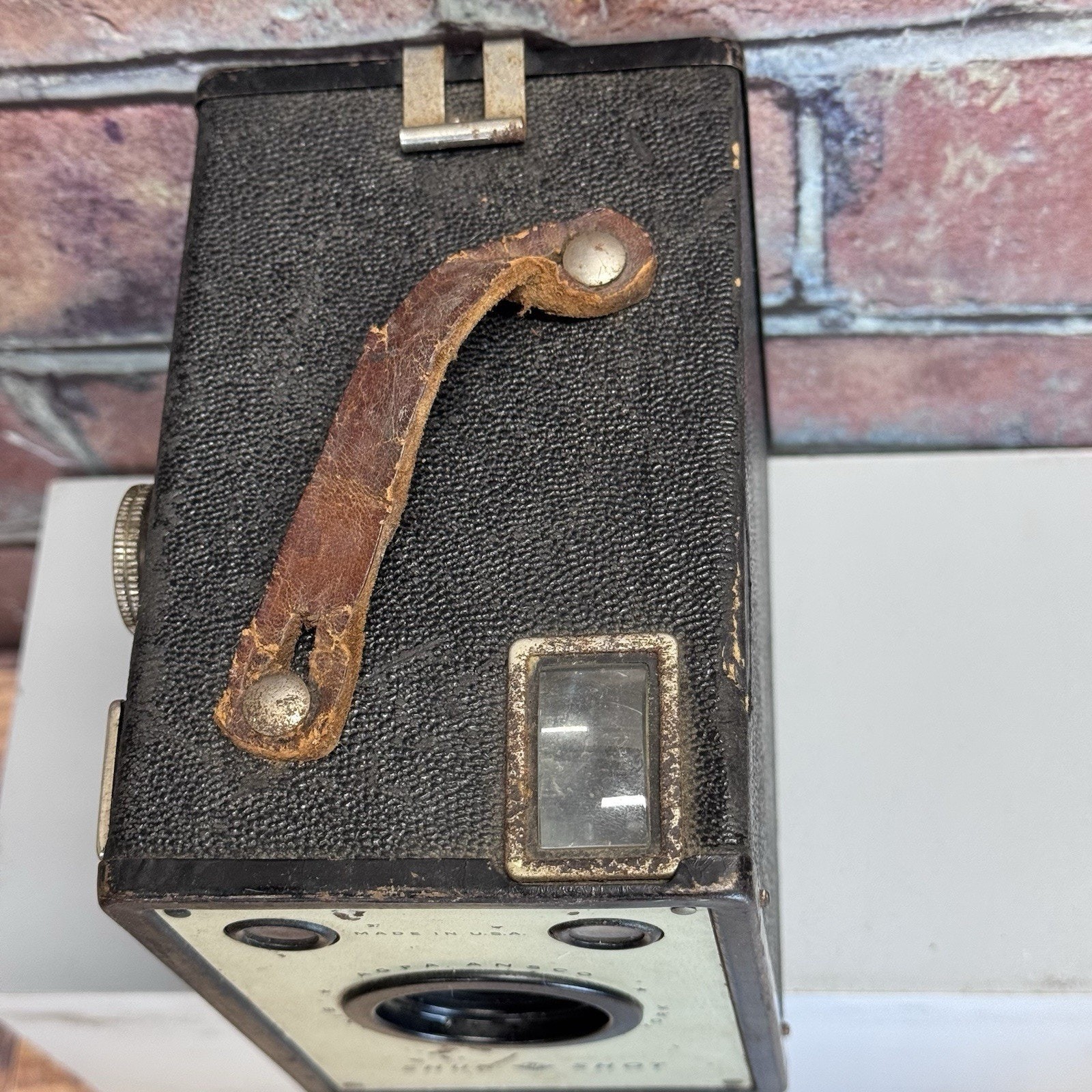 Vintage Agfa Ansco Shur-Shot D6 Box Camera (Untested, Parts or shelf decor only)
