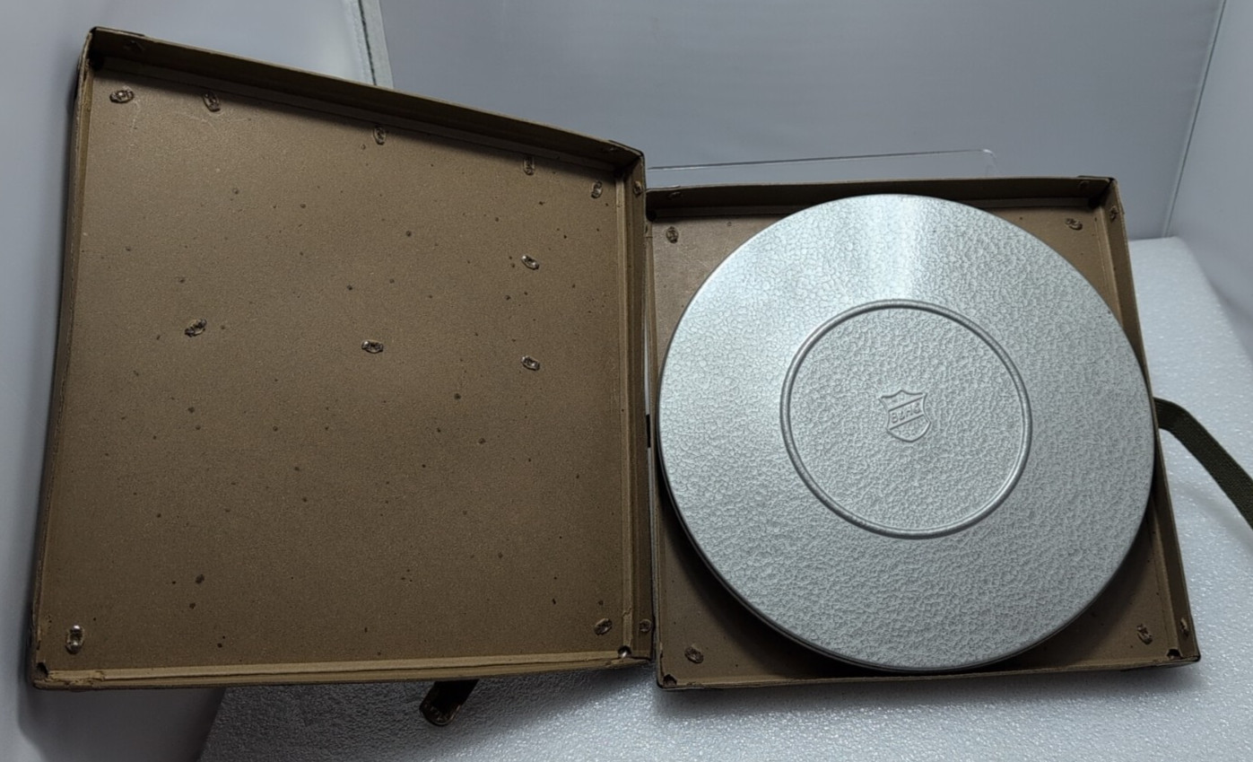 Bell & Howell 10.5″ 800′ 16mm Film Reel, Can & Excelsior Fibre Case