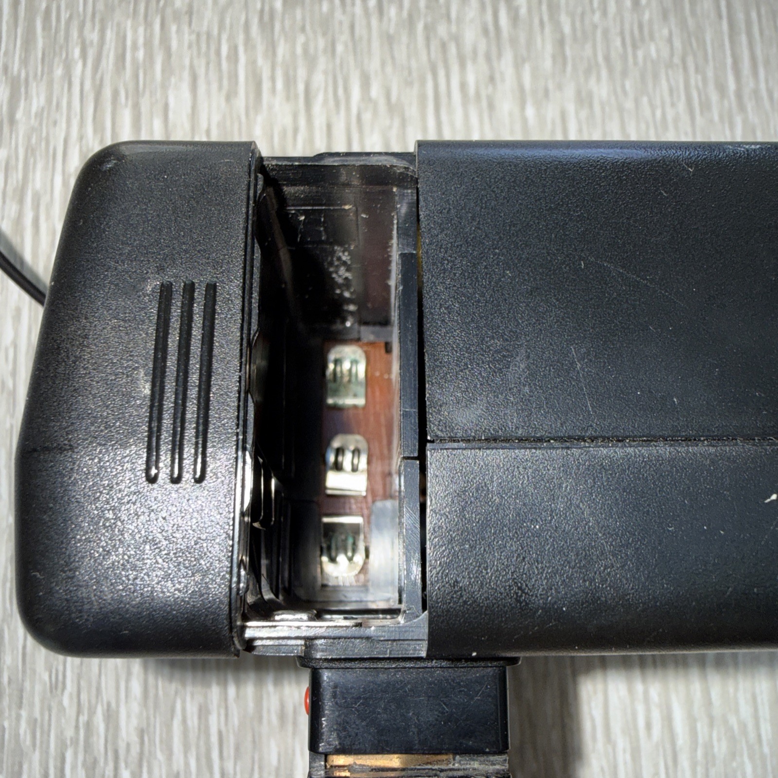 Vintage Phillips Flash Cube 23B with Connecting Wire Untested Sold As-Is