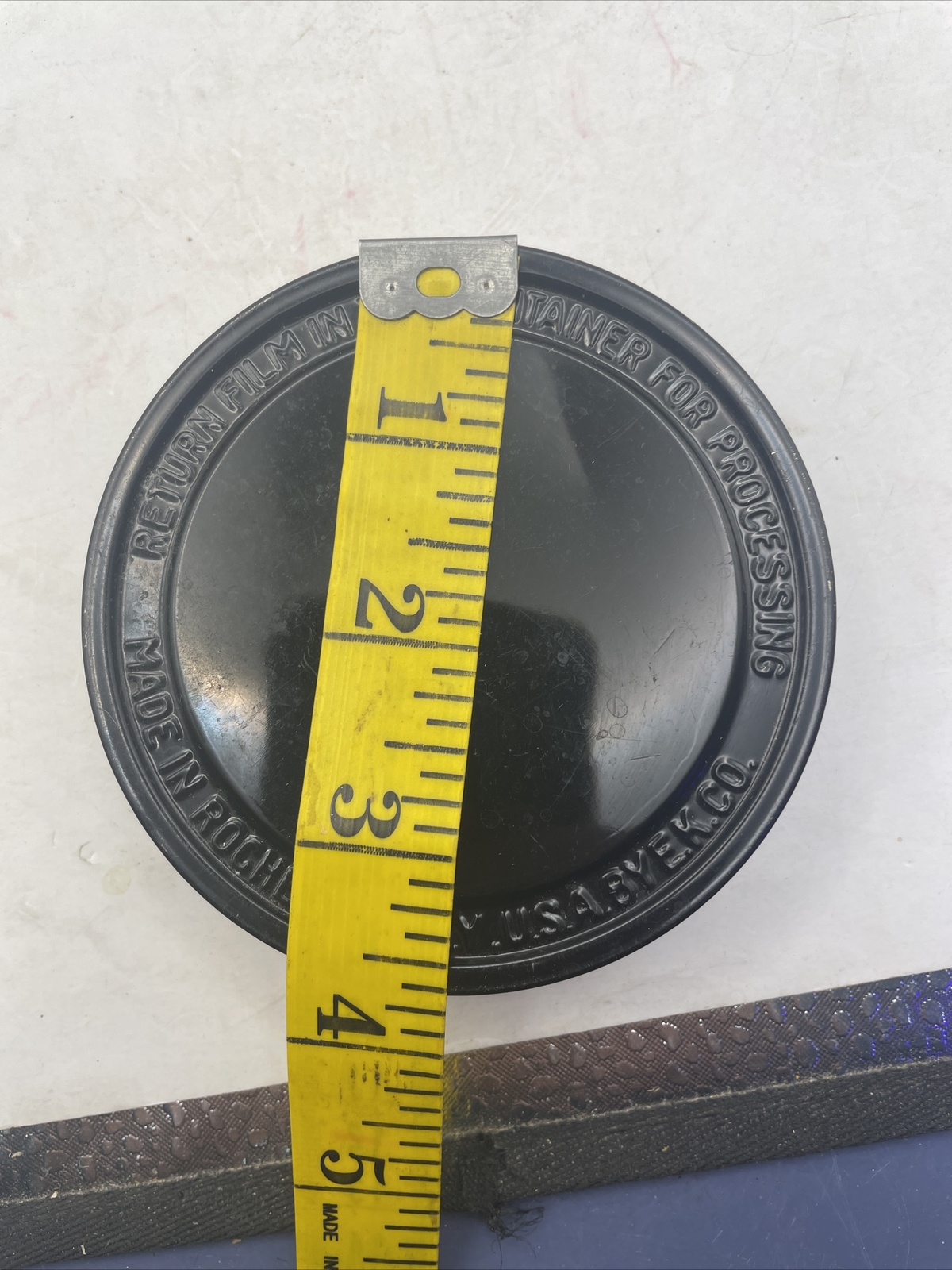 Vtg EASTMAN KODAK COMPANY METAL FILM CAN CANISTER 3 3/4” X 7/8” Black GA31