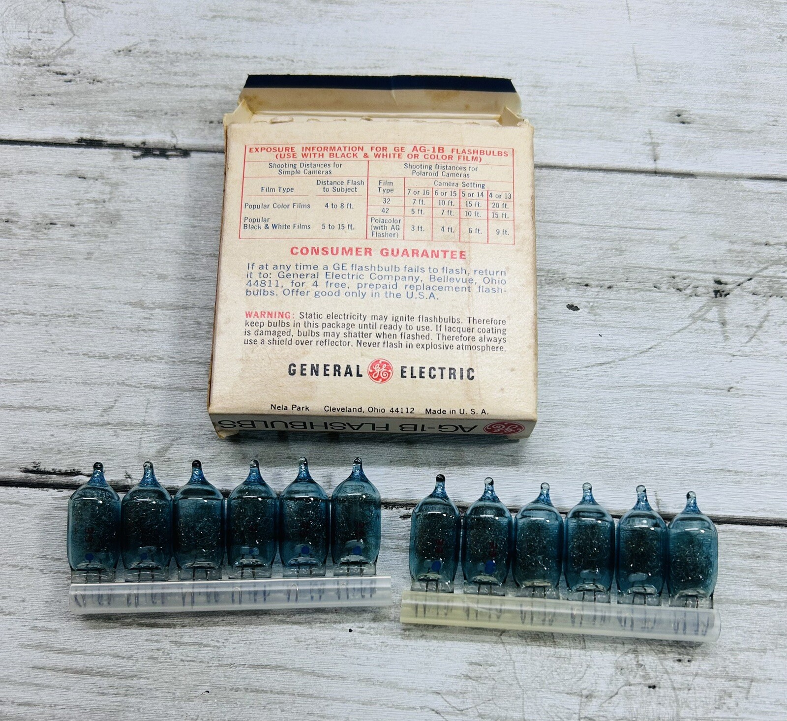 NOS 12 pack GE Blue Dot AG-1B Vintage Flash Bulbs 2 Boxes 23 Bulbs In Total.