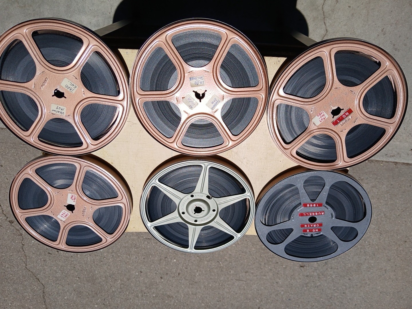 LOT OF 6 Super8 8MM HOME MOVIES 7″ CANISTERS ALL FULL With CARRYING CASE WOW!