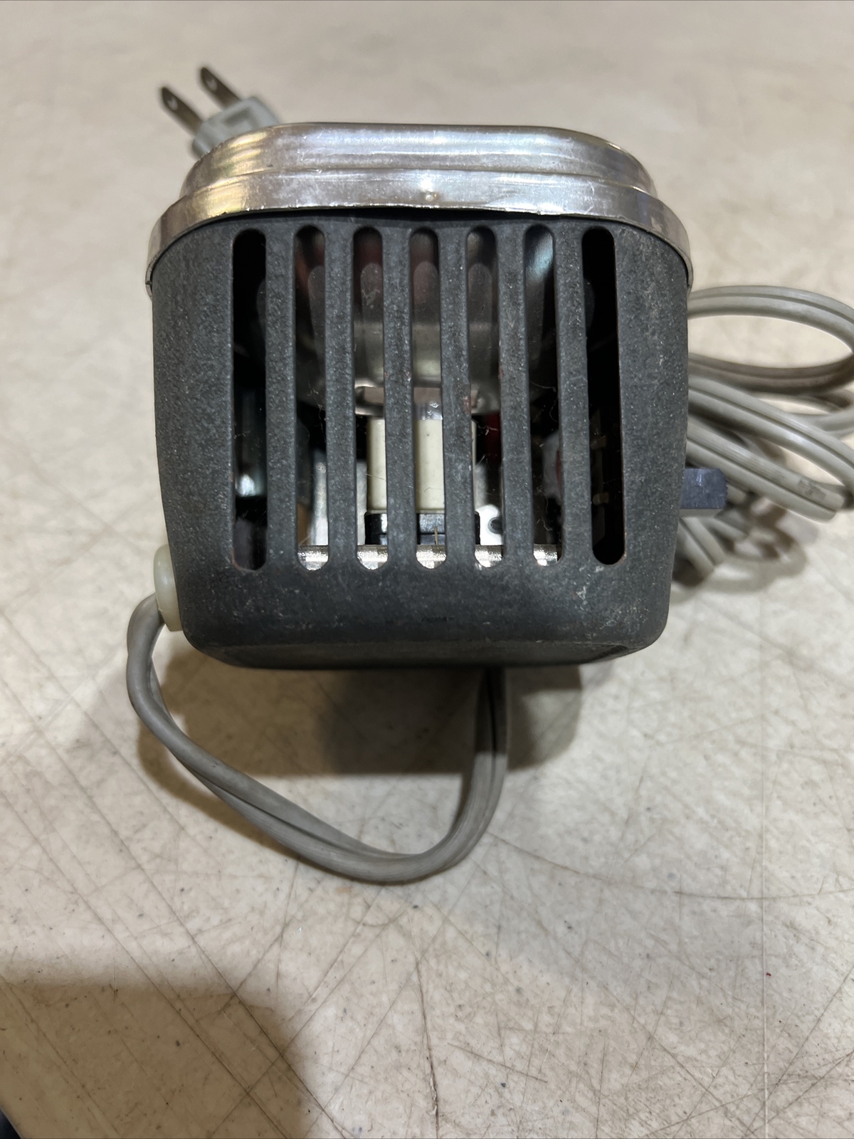 Vintage Cameralite Acme?-Lite Movie Camera Light For Super 8 Cameras? – WORKS!