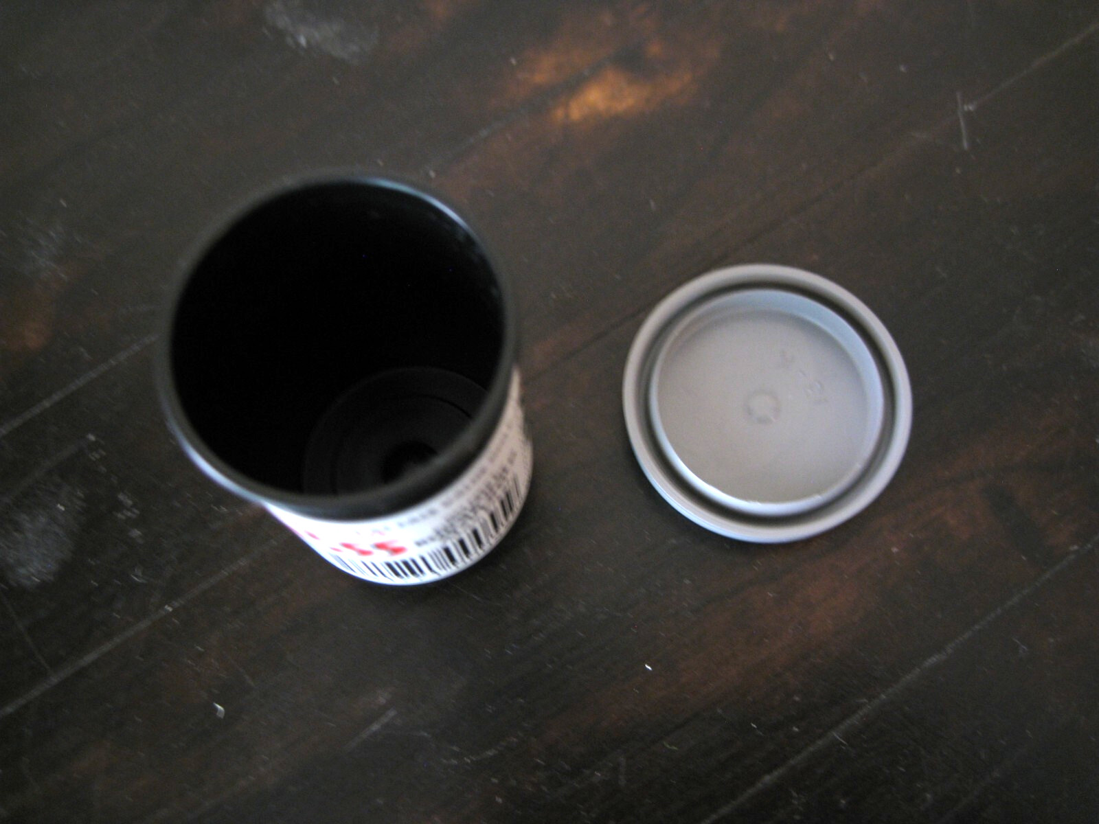 Kodak Jurassic Park 1997 “Find The Lost Roll” 35 MM Film Canister Play To Win