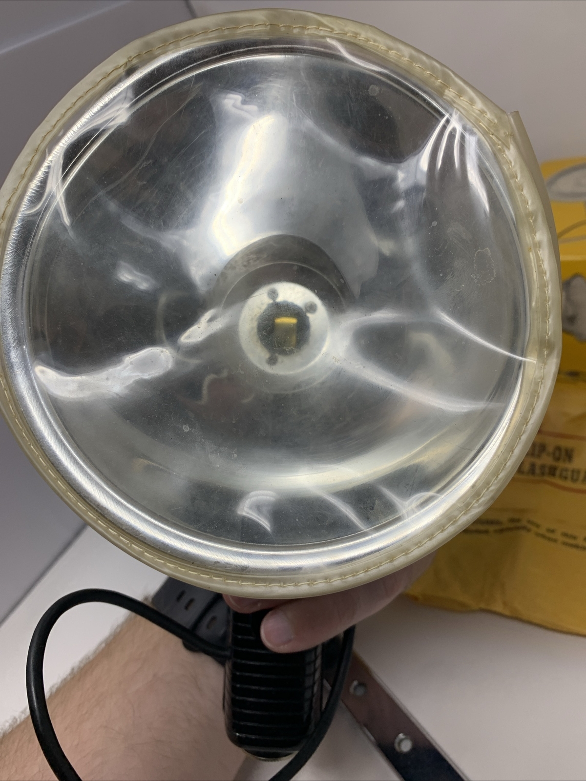 VINTAGE 1950’s KODAK STANDARD FLASHOLDER – With Original Book. Read Description