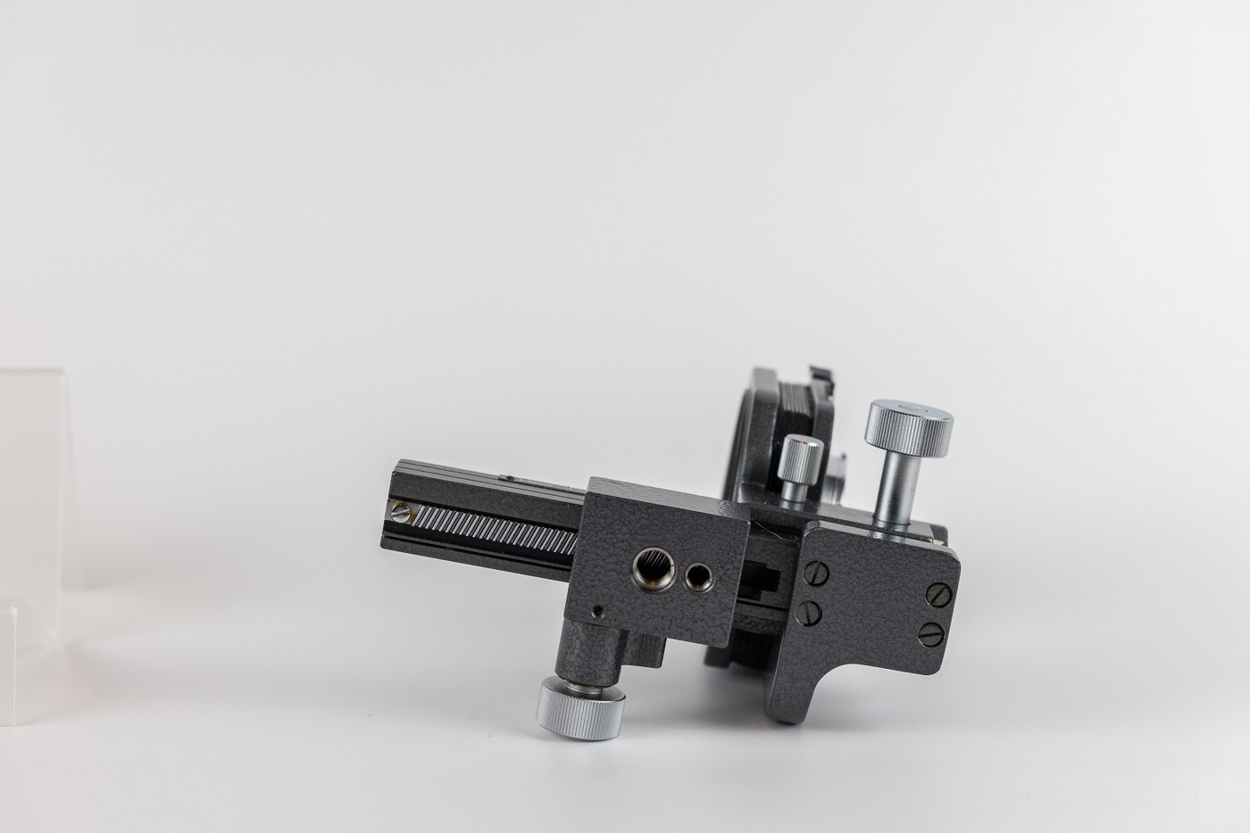Leica 16556P Bellows w/ 16557Q Focusing Rail Macro System w/ Box M Mount