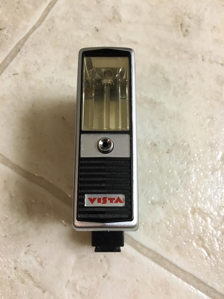 VINTAGE FLASHES FOR CAMERA, ALBINAR 90-MDT, VISTA AUTO 46, GOOD RELIABLE FLASH