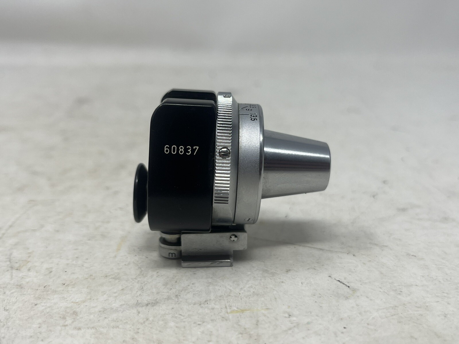 E.LEITZ WETZLAR BLACK UNIVERSAL VIEW FINDER FIT LEICA RANGEFINDER | Read Desc.