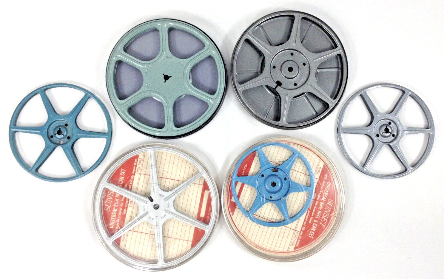 8mm Movie Metal Reel Lot of 6 reels 7″, 6″, 5″ with 4 Cases | Compco Corp, Kenco