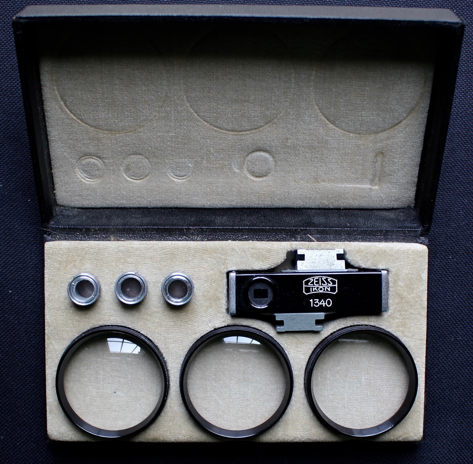 ZEISS IKON Contax 1340 RANGEFINDER with Filters 20,30 & 50 w/Original Box