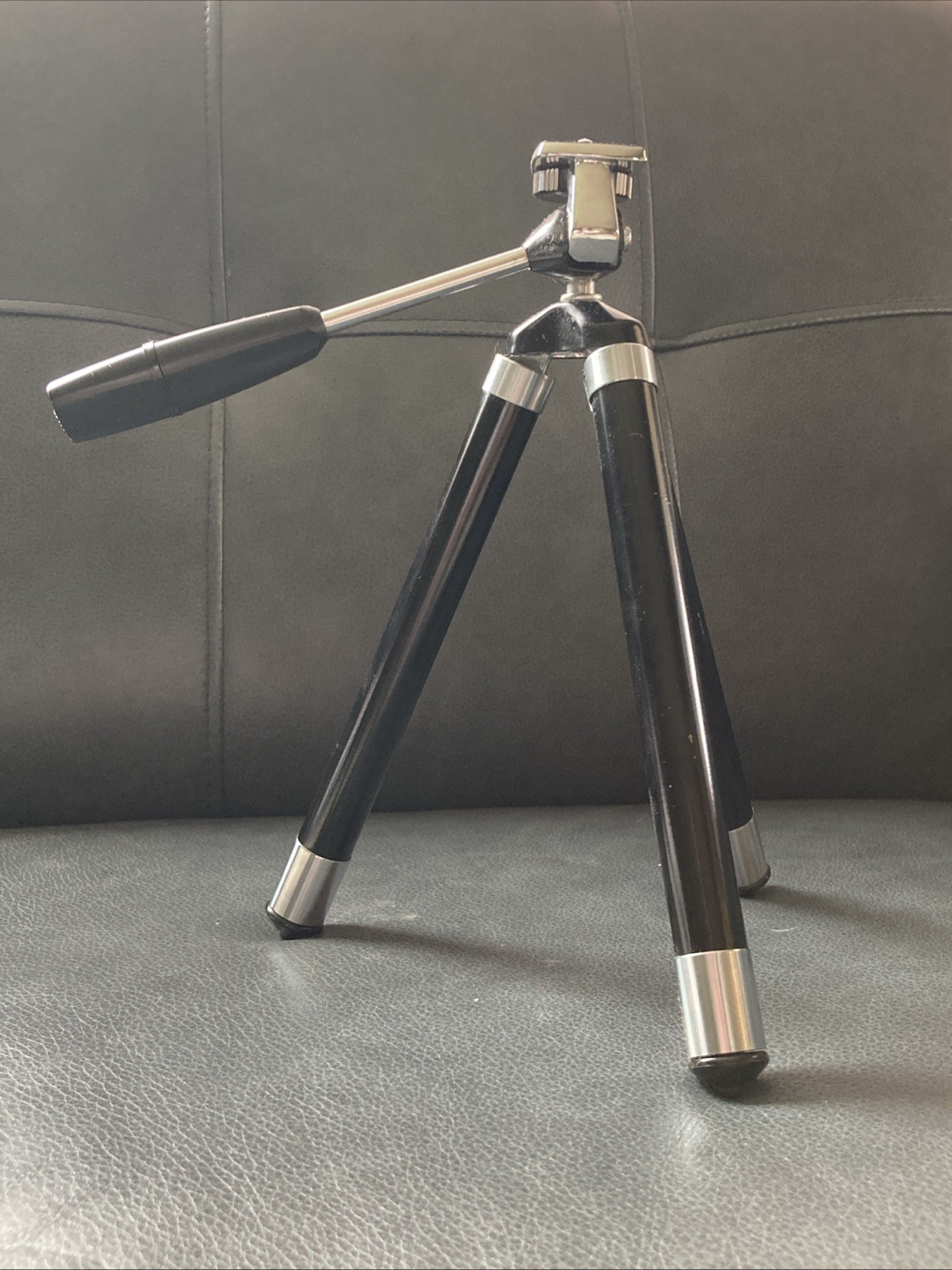 Vtg P&B Ponder Best Camera Tripod Model 99 10”-48″ Adjustable Height Telescoping