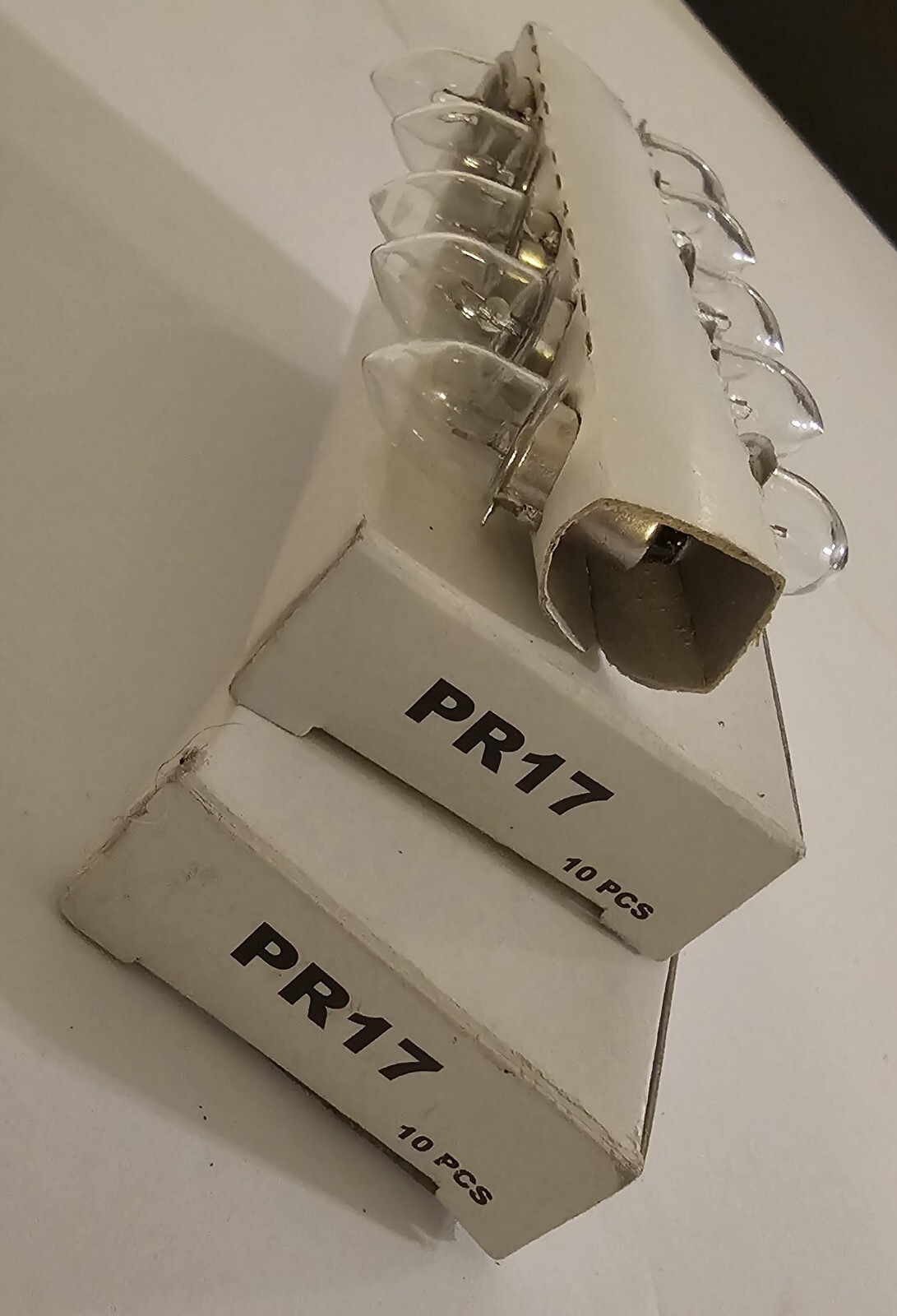 Vintage Sylvania PR17 Bulbs Lot of 20