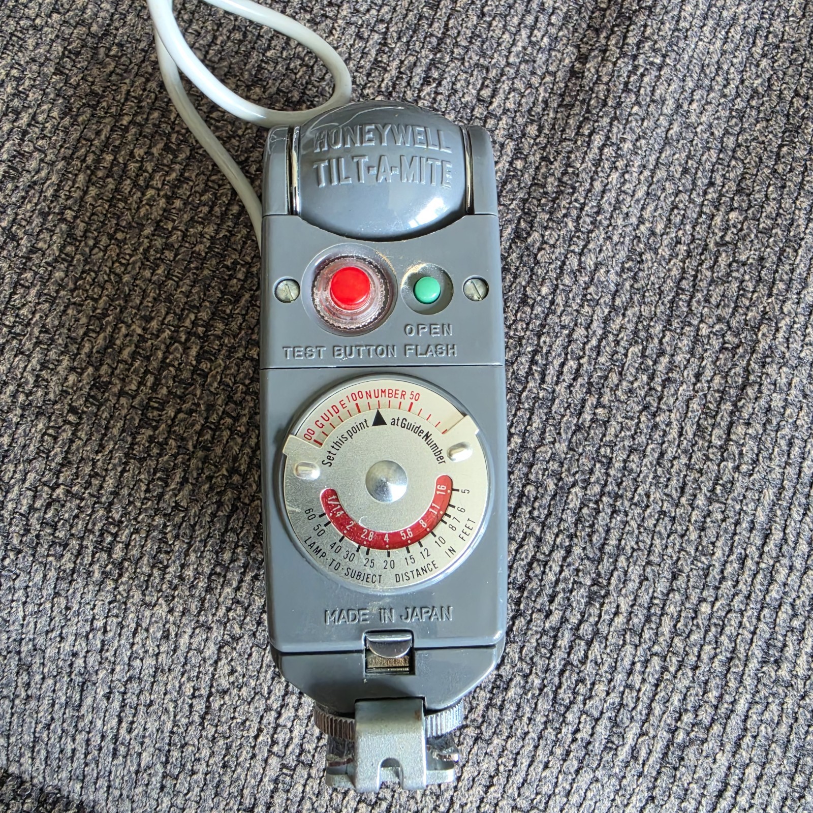 Vintage Camera Honeywell Tilt-A-Mite Flash Unit w/Case – Untested