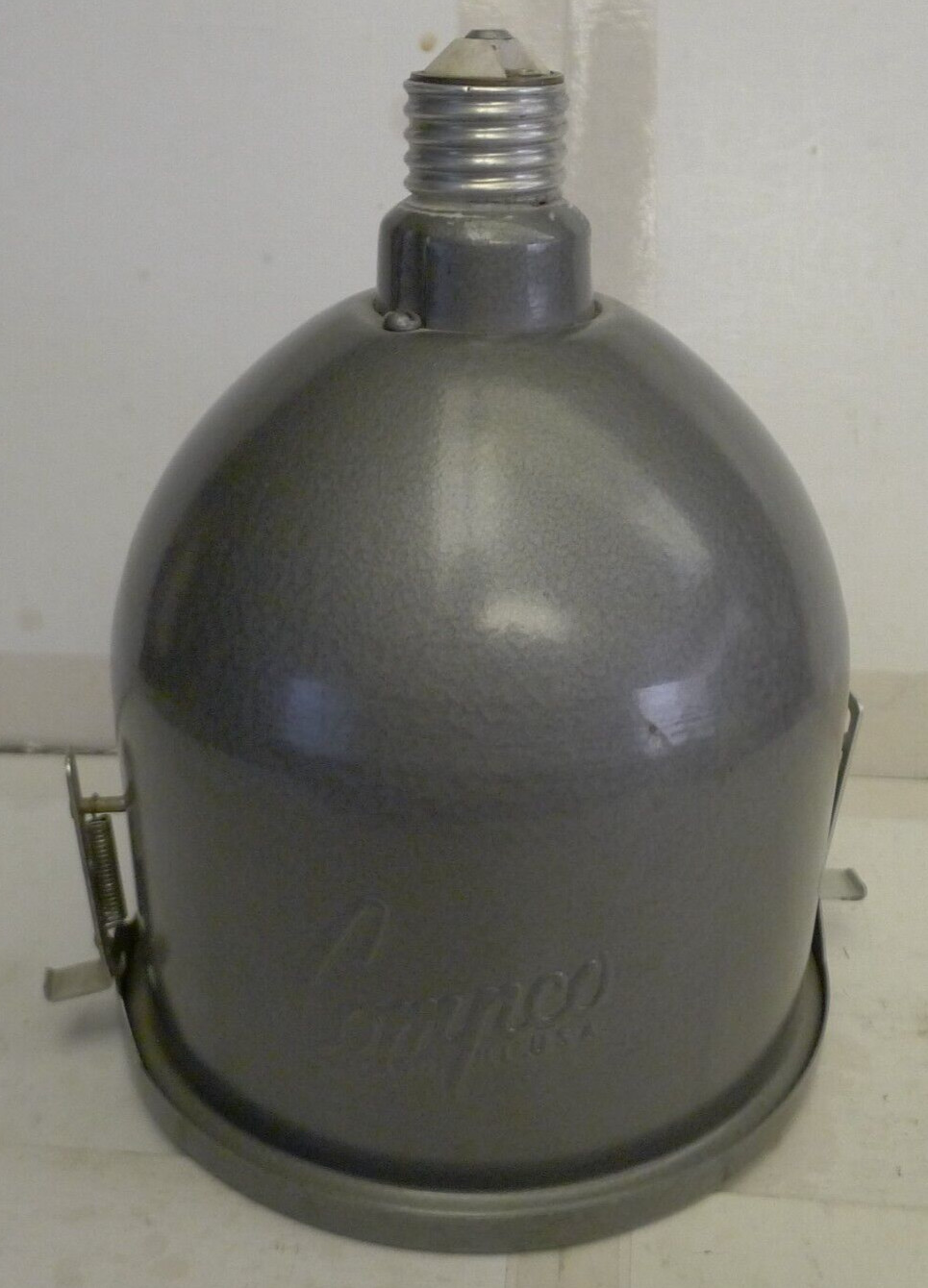 Compco Safelight & Compco Safelite Filter 28M1-221 Darkroom VINTAGE- TESTED