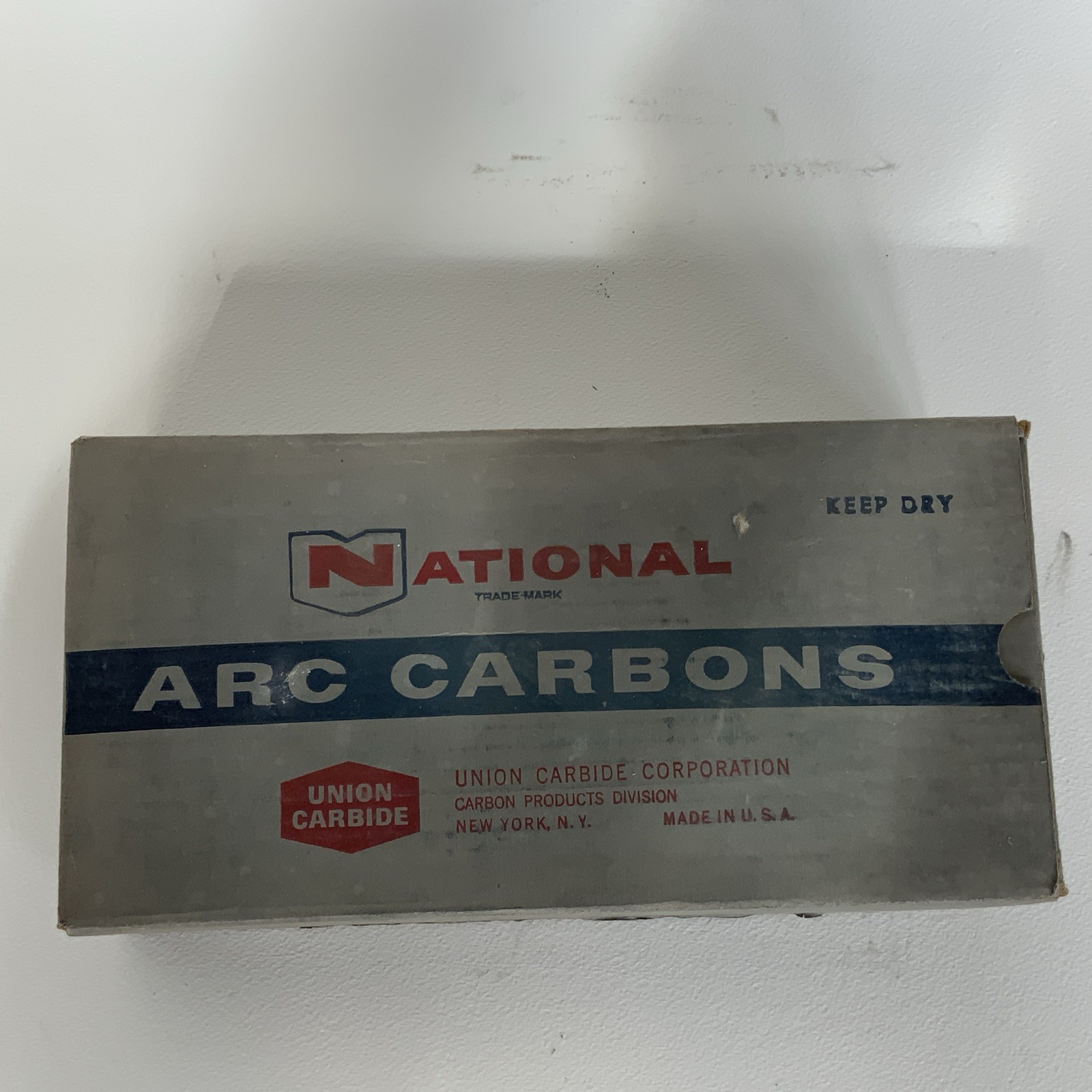 National CARBON ARC RODS – 1 BOX of 50 5/8“ x 12″ Projector Core NEGATIVE