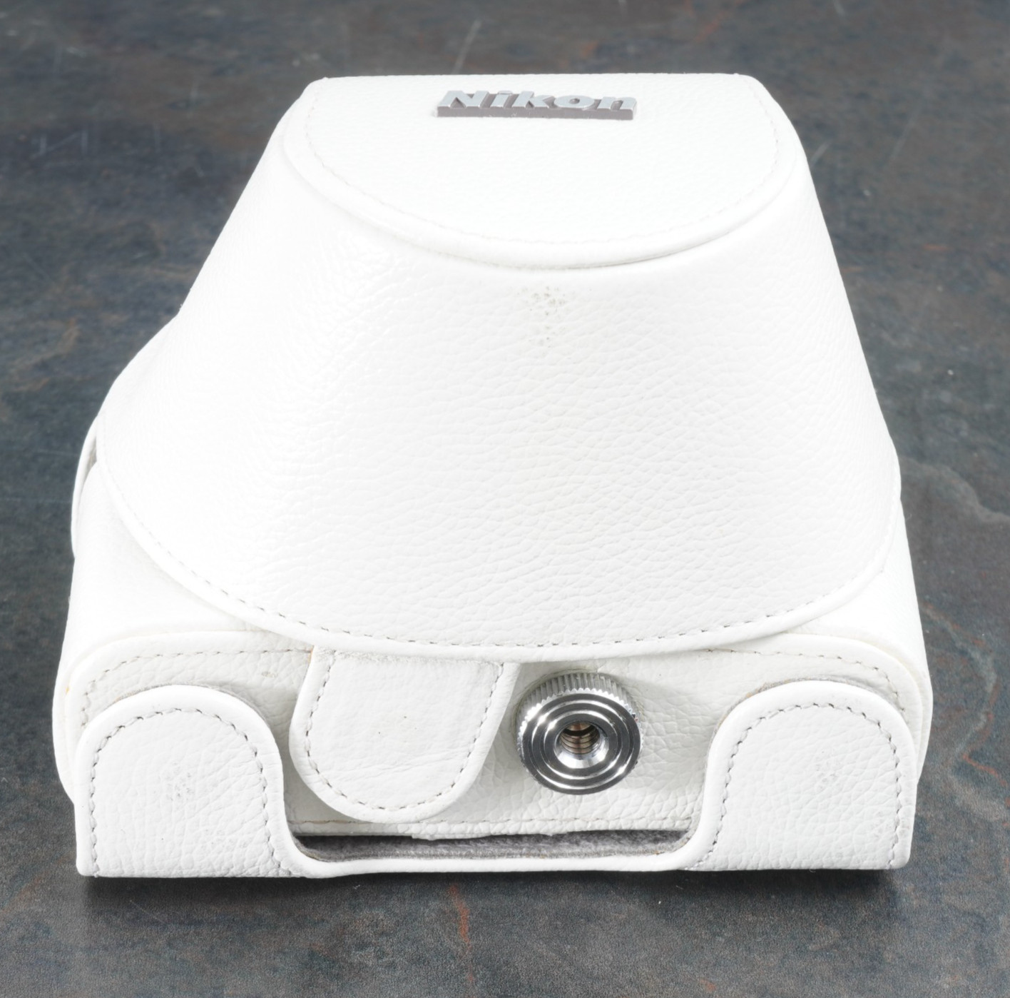 -[EX++]GENUINE BEIGE NIKON LEATHER CASE NB-2200S FOR NIKON SERIES 1 CAMERAS