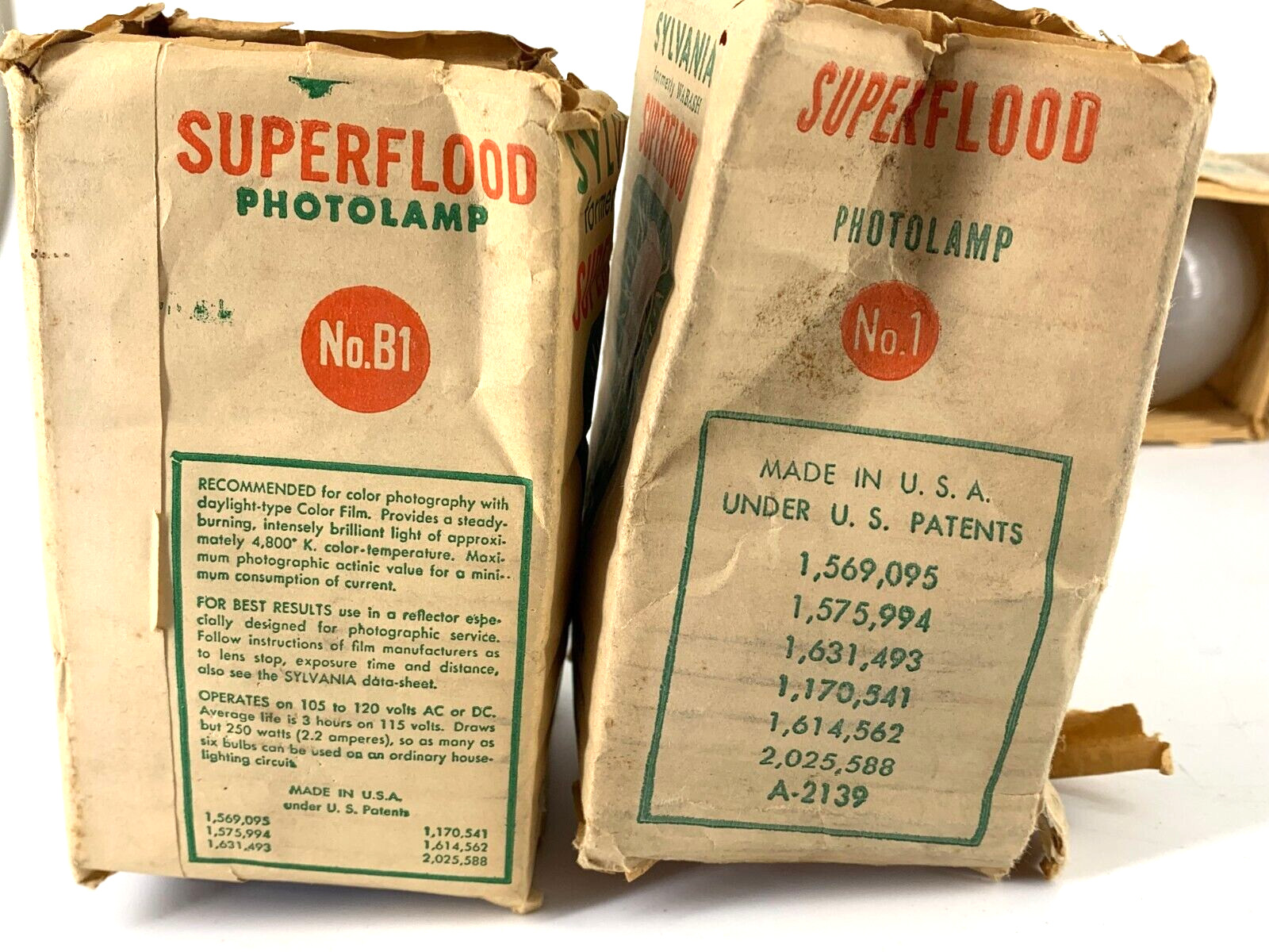 (4) Sylvania Superflood Flash Bulbs (3) No. 1 & (1) No. 1B