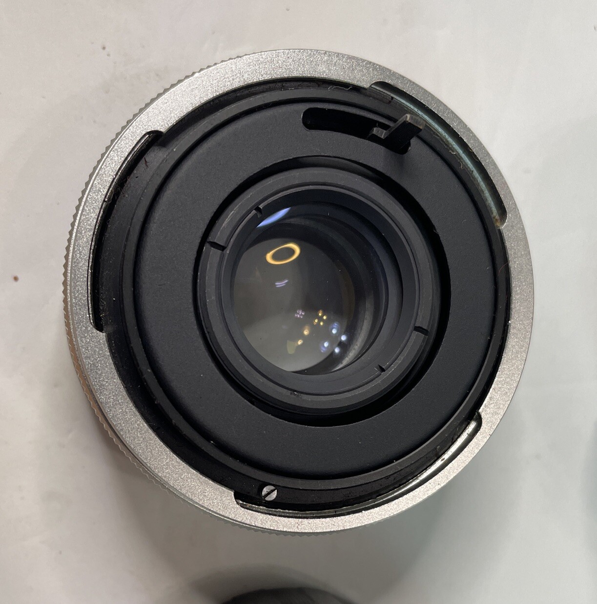 Vivitar Auto 2x Custom Tele Converter Model 2X-4 Japan camera lens W/ Case