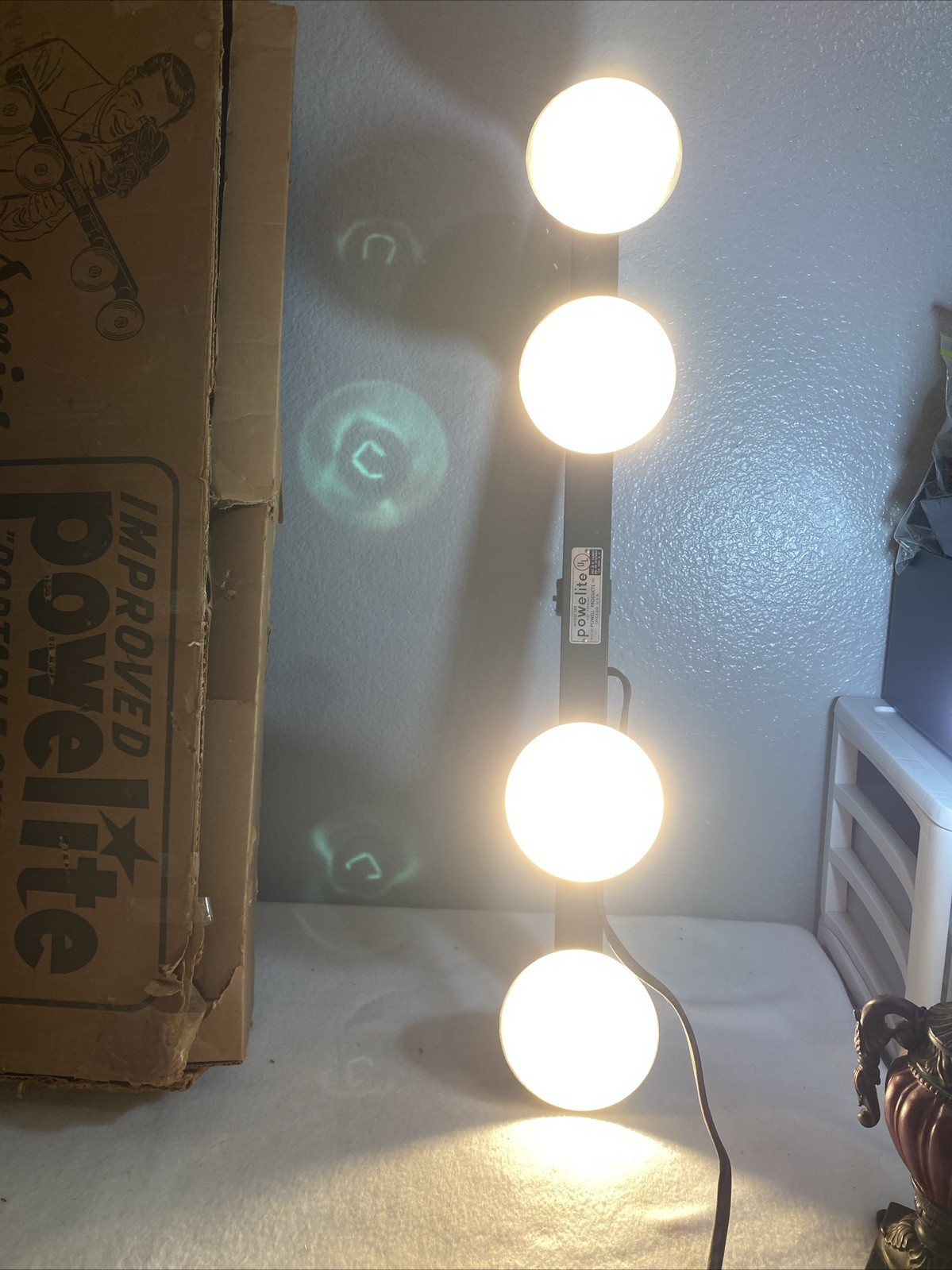 Vintage Portable Camera Light System “ Portable Sunshine” 4 Bulb POWELITE