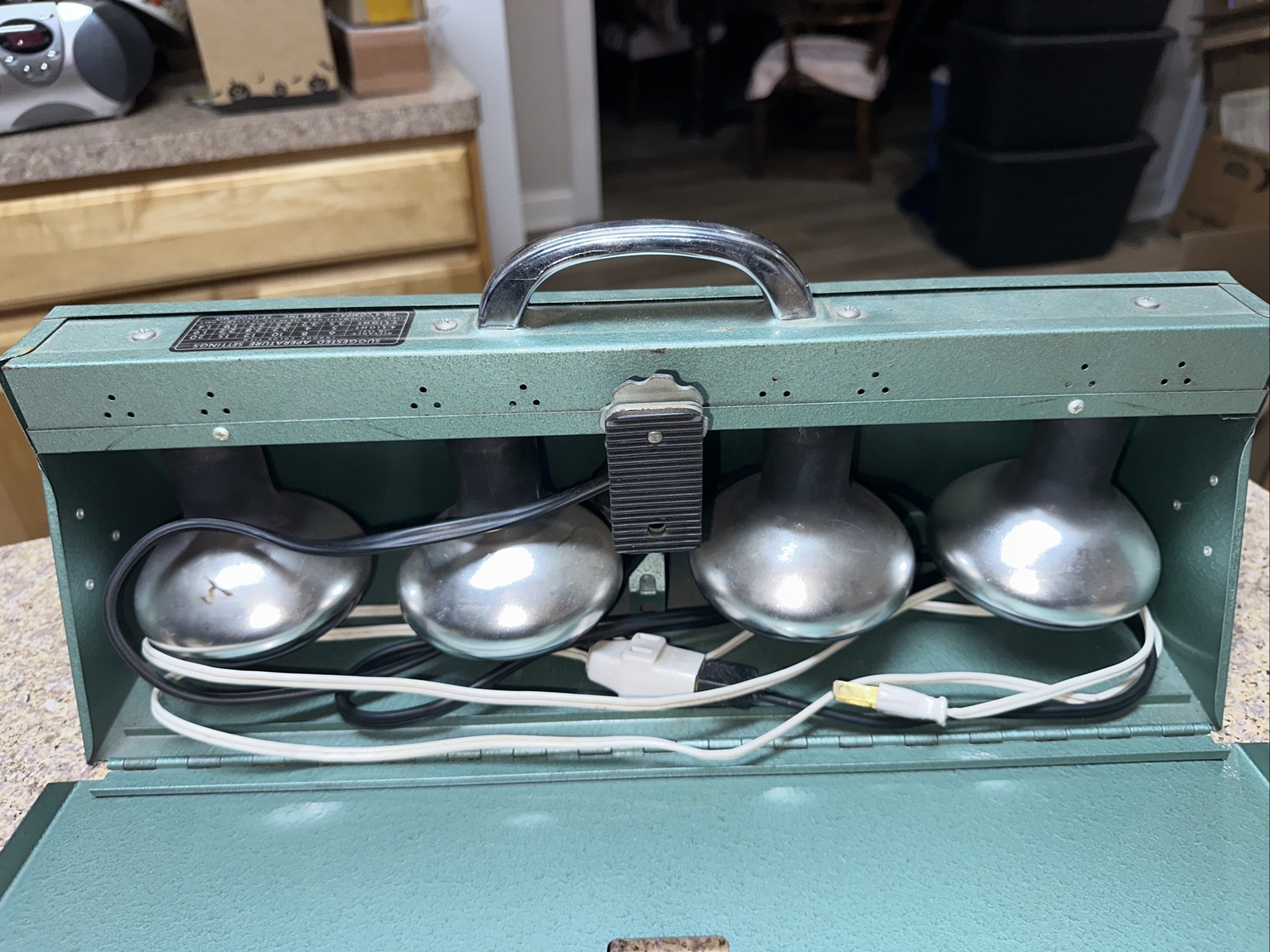 Vintage PM V-Pak Bar Lite 4 Bulb Includes Handle,Lite Bar,Cord+ Case Org Owner