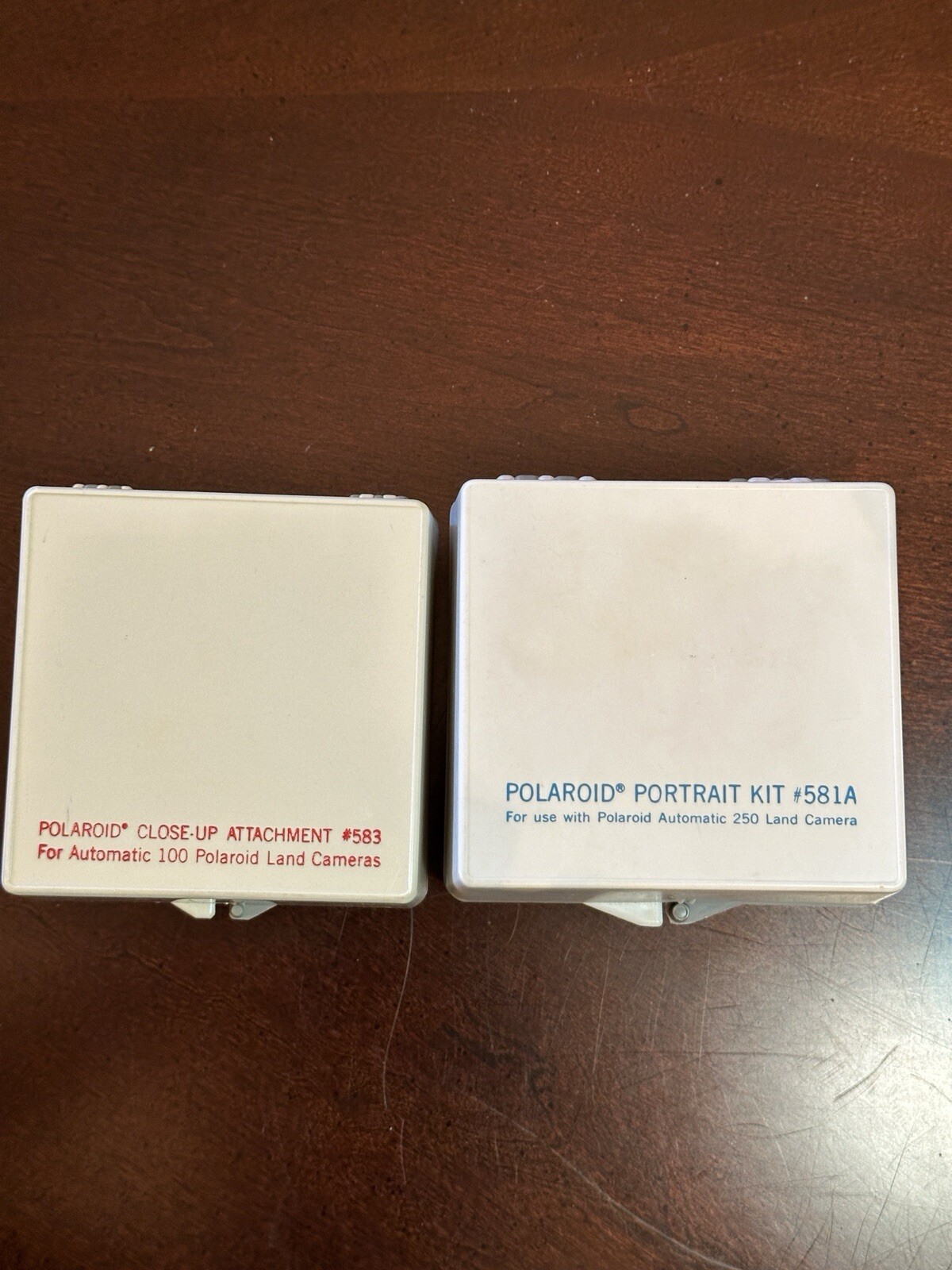 Vintage Polaroid Portrait kit #581A And Polaroid Close-Up Attachment #583 Bundle