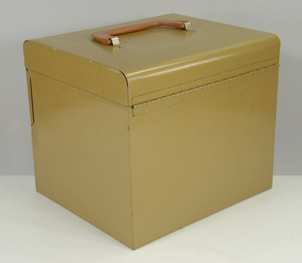 Vintage Logan 8 mm Metal Reel Chest Case Holds 12 – 400’ Reels & Cans