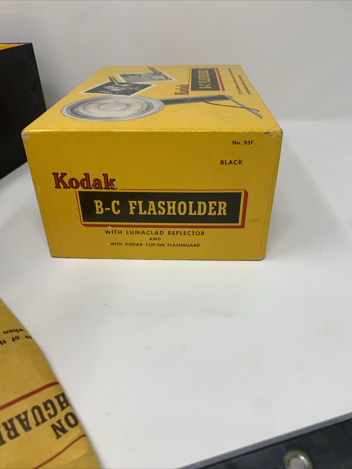 VINTAGE 1950’s KODAK STANDARD FLASHOLDER – With Original Book. Read Description